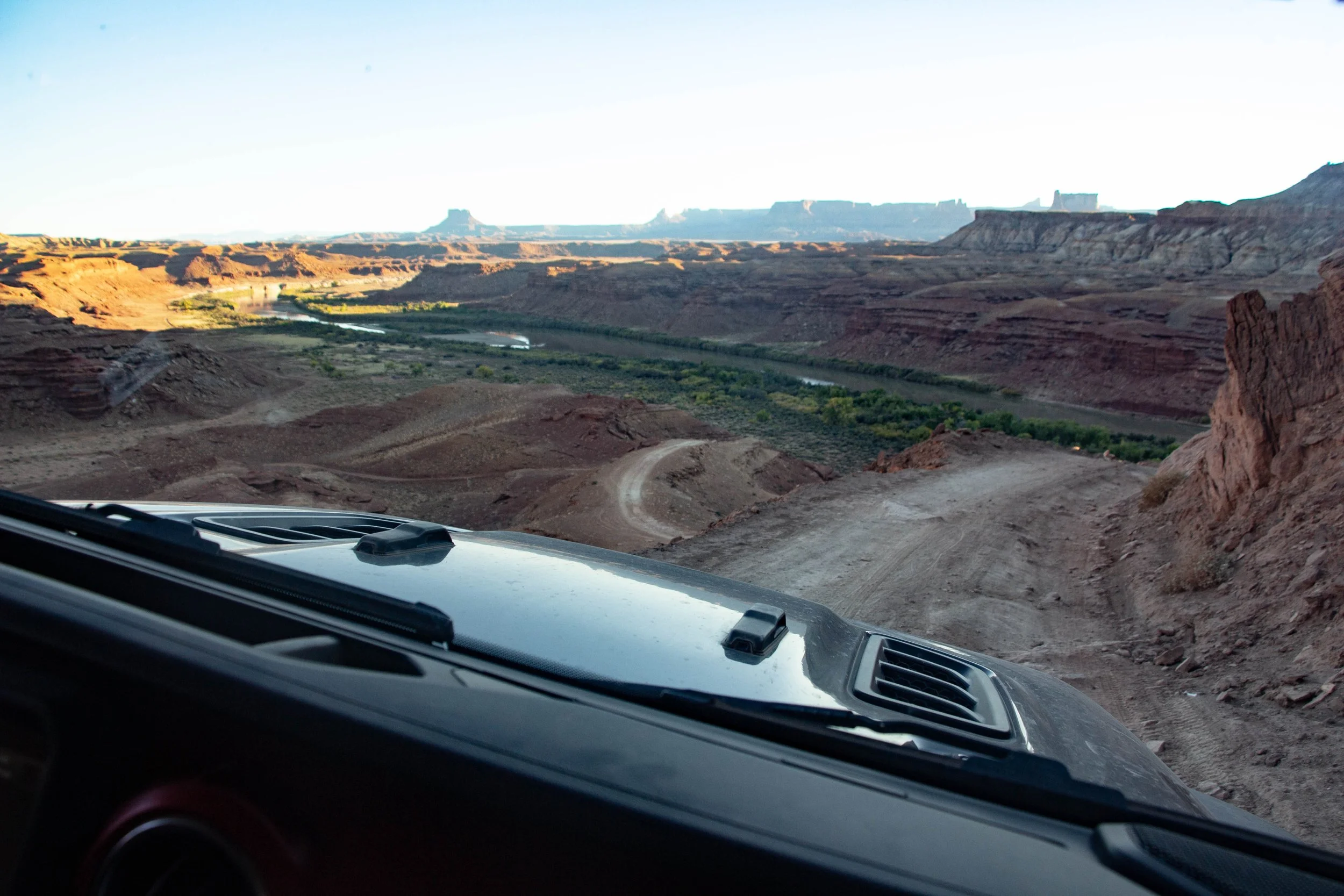 Believe it or not these two roads connect in a few feet / Canyonlands NP