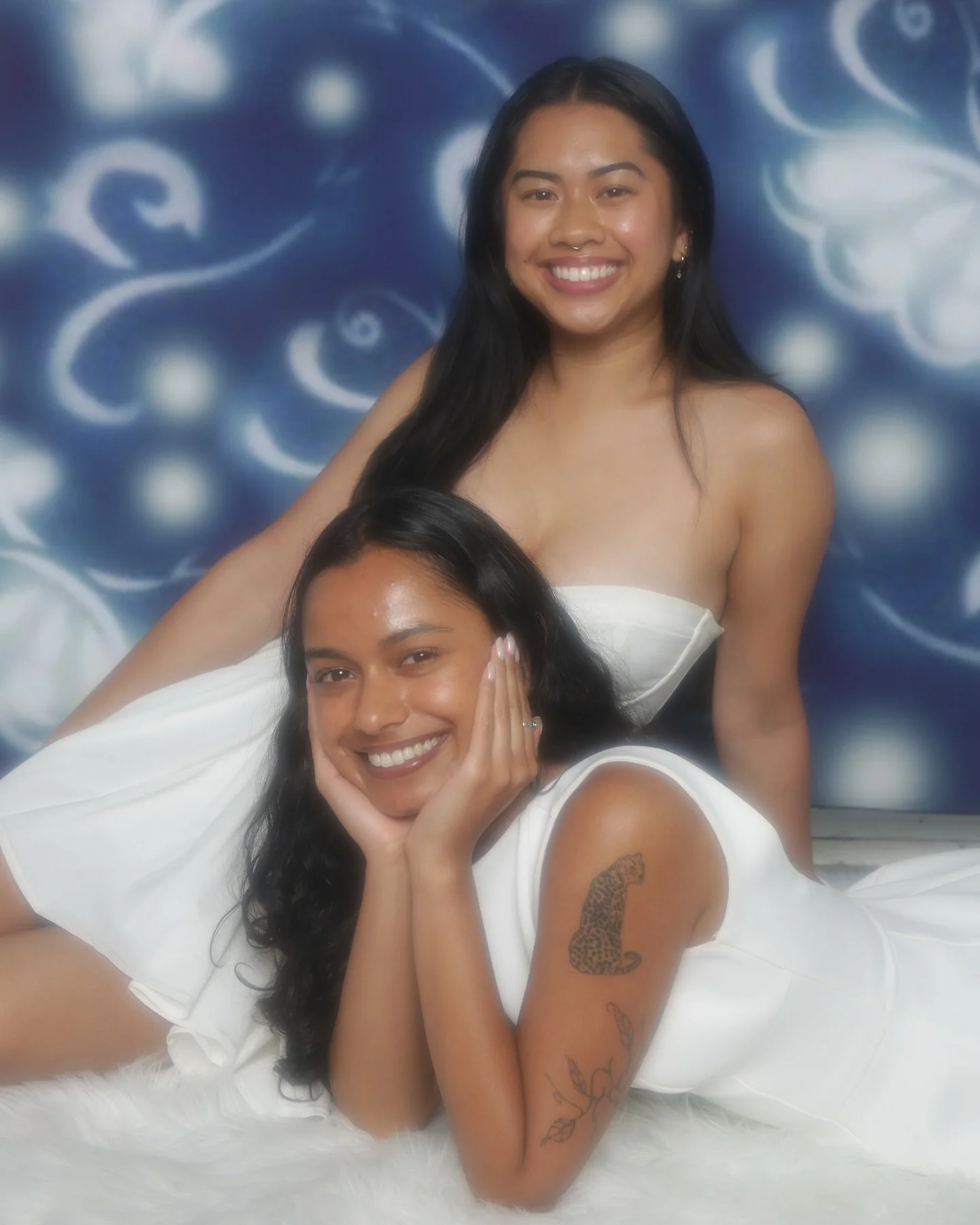 SWIPE FOR POP-UPS THIS WEEKEND! 

WED - FRIDAY:

PRIVATE APPTS @threesonsunset 
LINK IN BIO

SATURDAY: 

11AM ~ 3PM @andthenlb 
6PM ~ 11PM @anitaherrera_ @nomadicdivision 

SUNDAY:

12PM - 5PM @bluepawsdenim @prettygoodboy.la