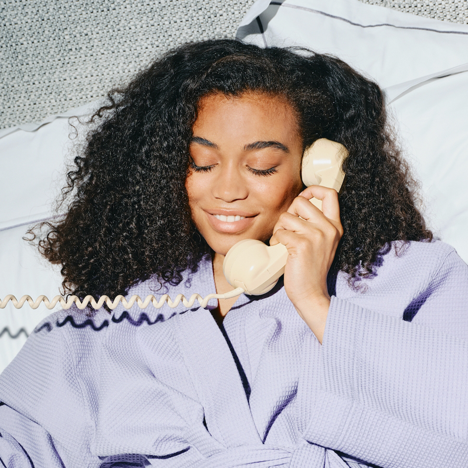 Phone-Number-Search-Woman.png