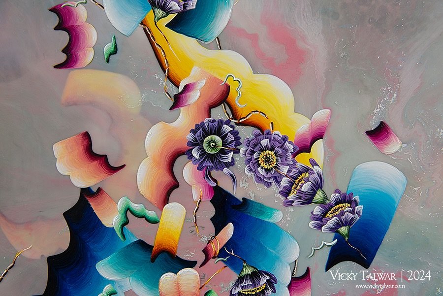 #closeup #partsofpaintings 
#apathtotranscendence #naturalworld #vickytalwar #healingart #spiritualart #surrealart #mixedmediaart  #contemporaryart #riseup #flowerart  #photocred @joelwijeyphotos