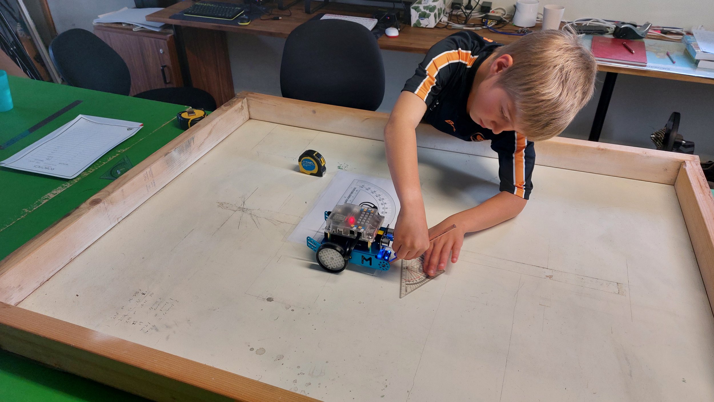 Measuring angles for accurate turning
