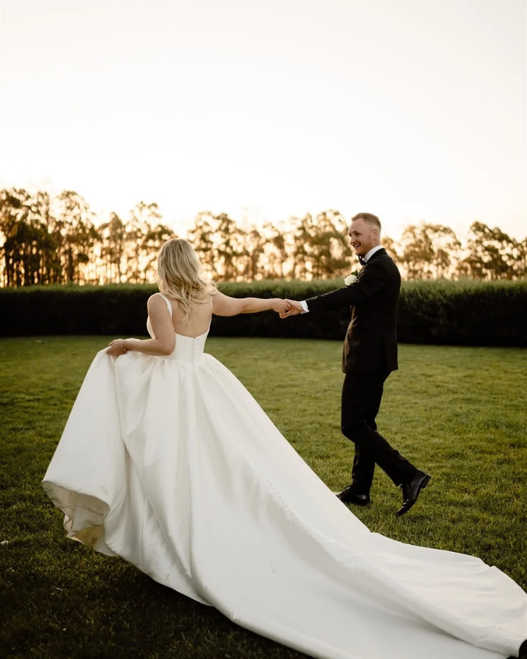 It&rsquo;s not often I visit new wedding venues, but WOW, @thegrovegippsland turned it on for Alysha &amp; Curtis!!!

Absolute stunner of a day!

Thanks for having us as part of your day guys 🙌

Lovers // Alysha &amp; Curtis
Venue // @thegrovegippsl