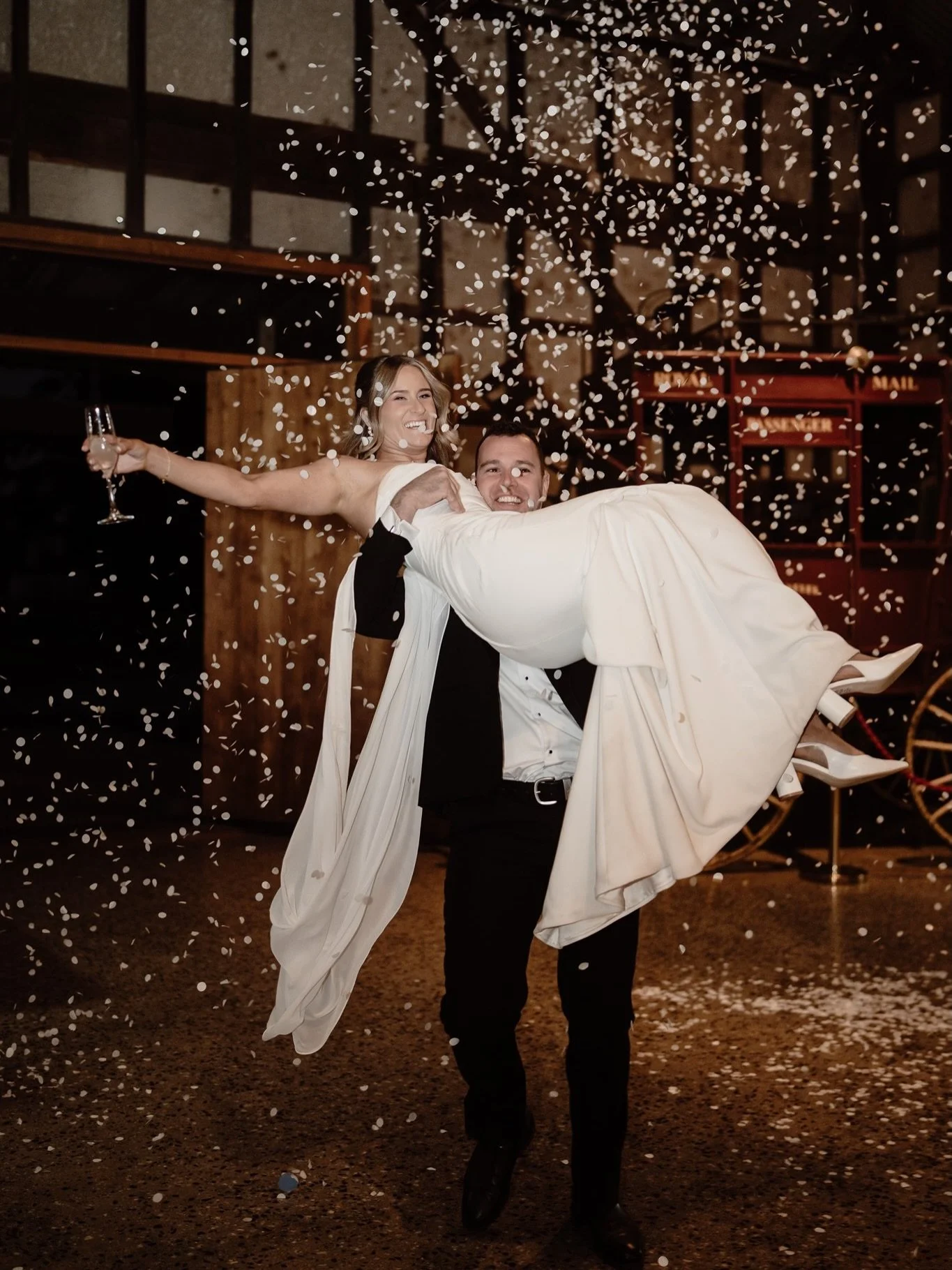 FOUR MORE SLEEPS

until we will be at the Melbourne Convention and Exhibition Centre for Melbourne&rsquo;s Annual Wedding expo by @weddingexposaustralia 🙌🏼

📆 Sunday 24th May
⏰ 10am - 3pm 
📍 Melbourne Convention and Exhibition Centre 
🎟️ Free

C