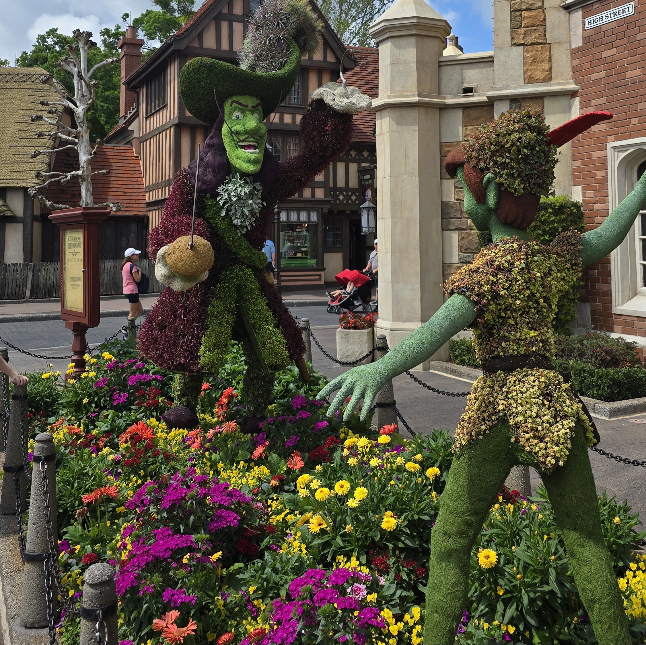 3 Things to Do at EPCOT’s Flower &amp; Garden Festival With Kids