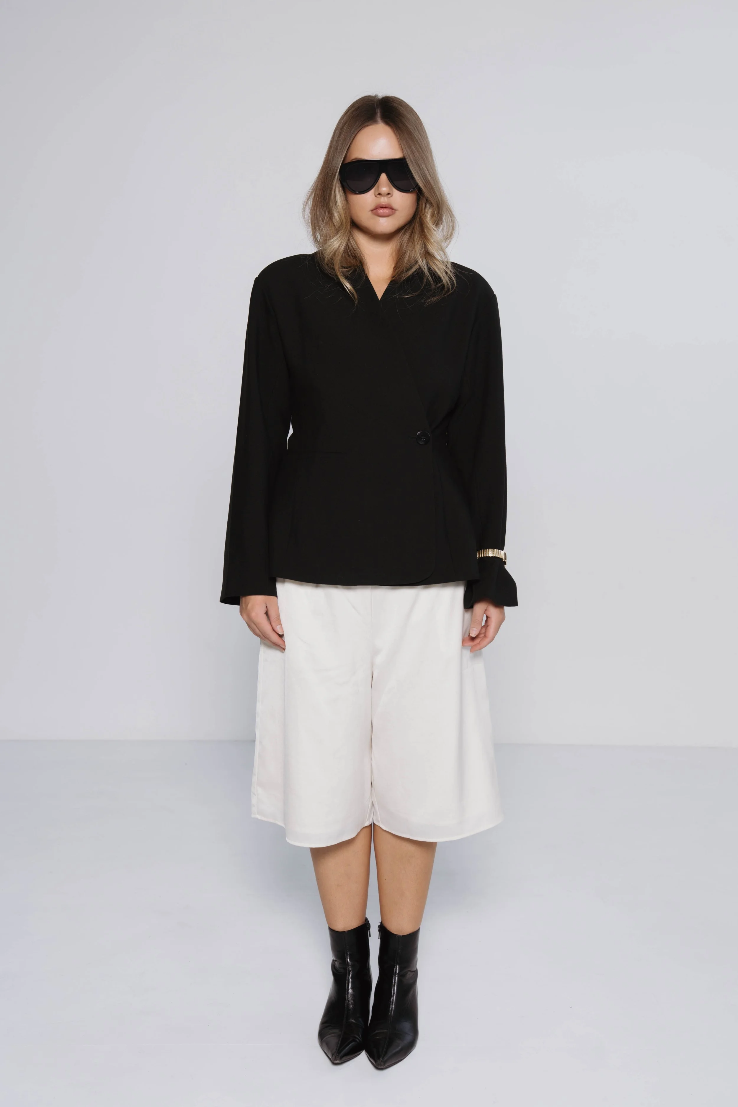 Sarah Purcell (@claudia.tivendale) test shoot-17.jpg