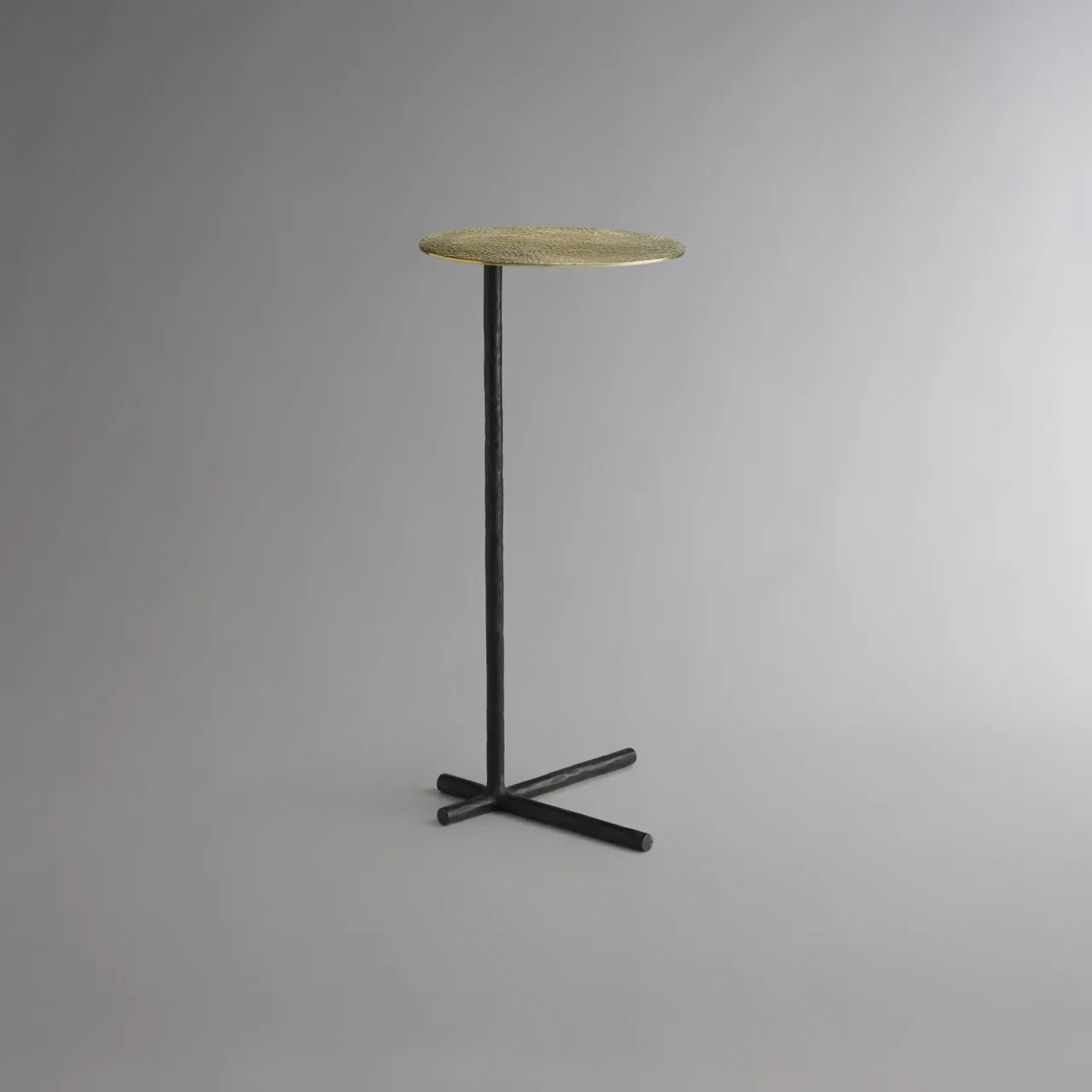 THE TENDED FORM COLLECTION | 
LUSTER LINE Accent Table