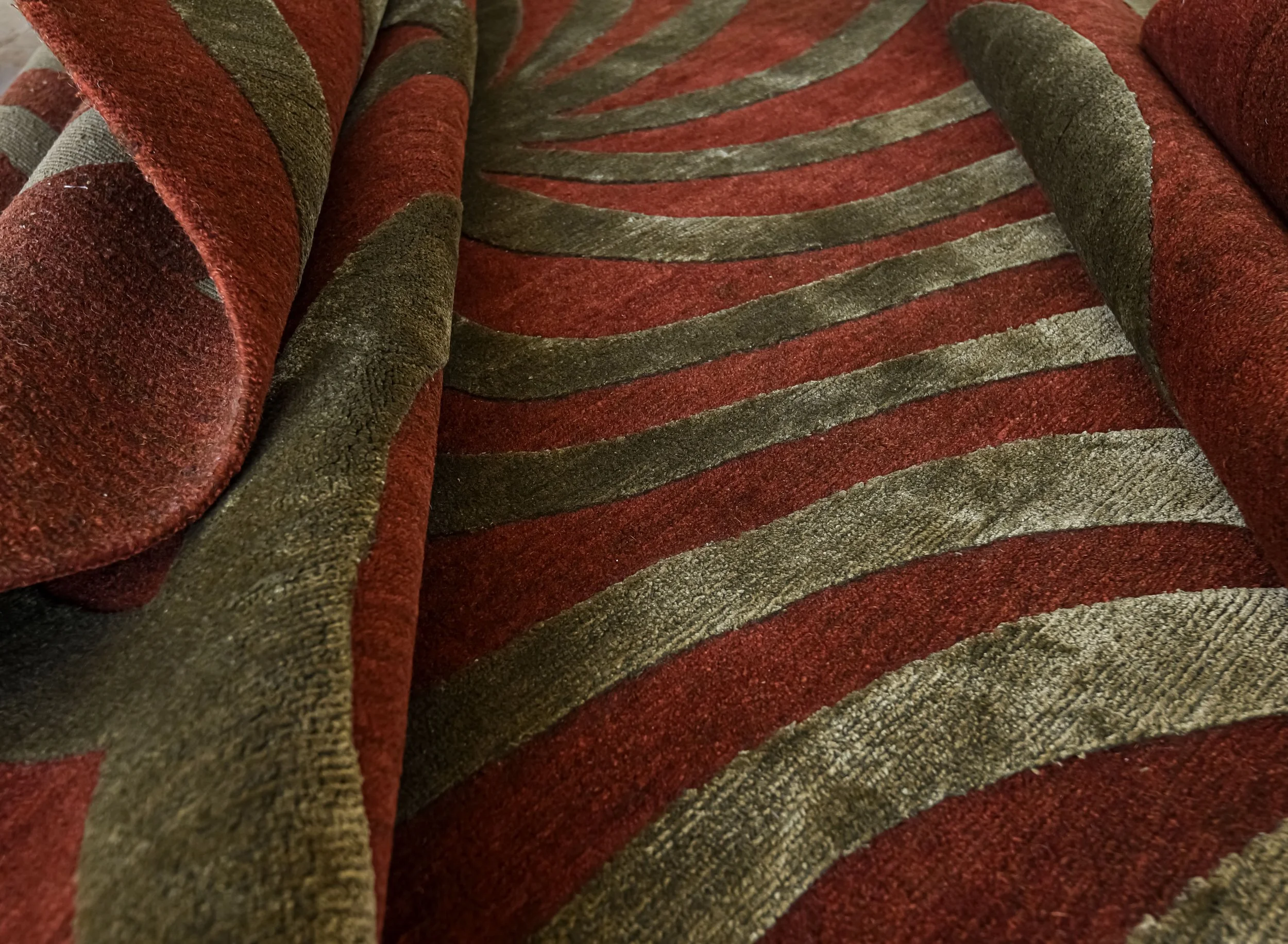 HELIX - SIENNA + SAGE (CLOSE UP)