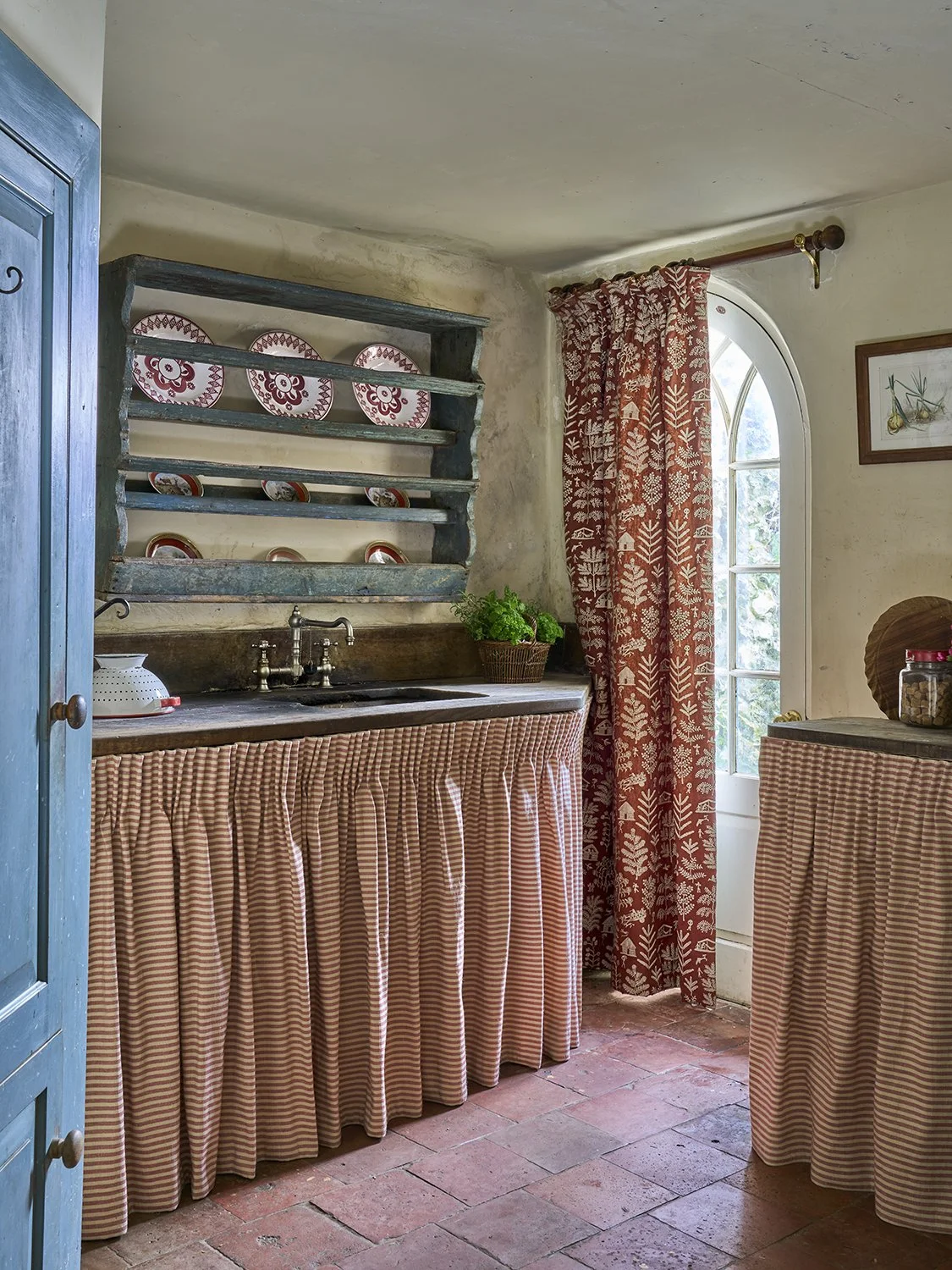 Classic Cloth Day-To-Day