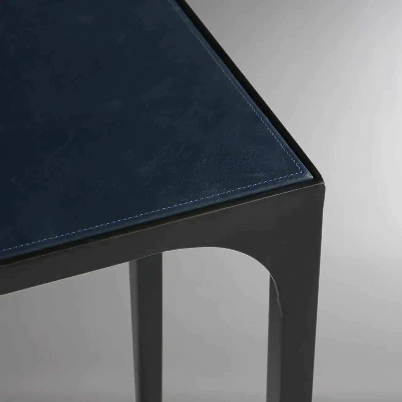 THE TENDED FORM COLLECTION | 
HORIZON Console Table