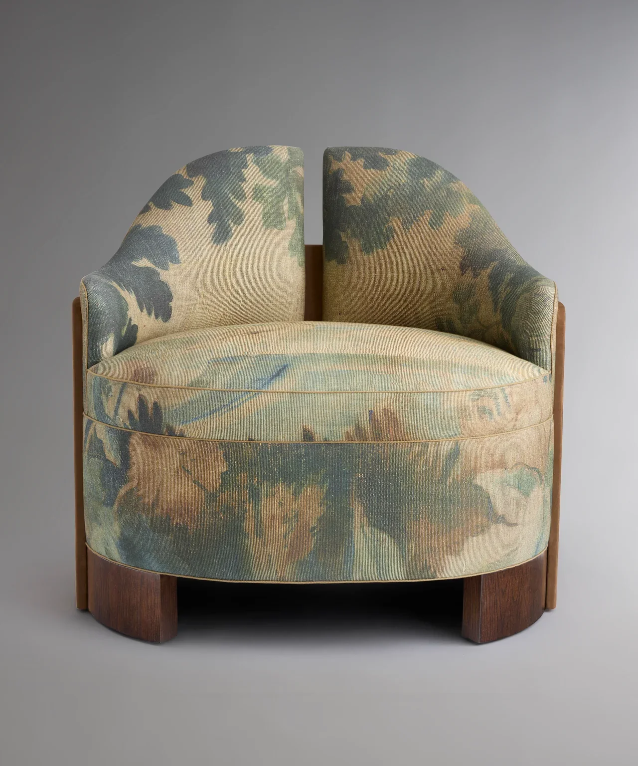 THE NARRATIVE ARC COLLECTION |
PI Chair
