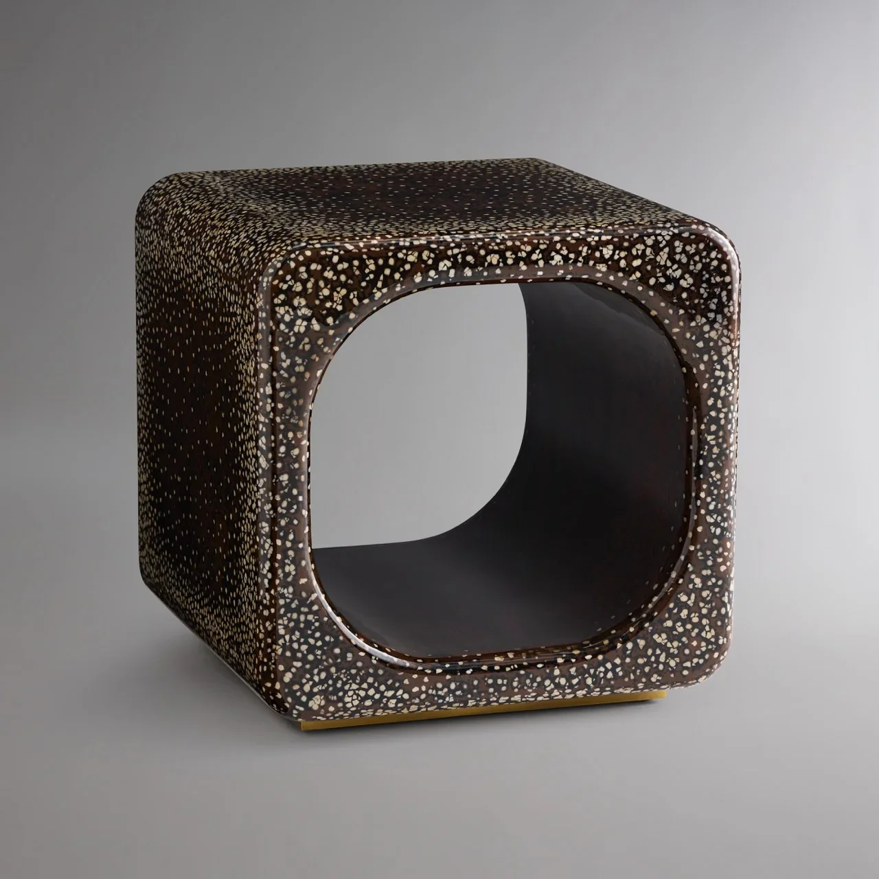 THE NARRATIVE ARC COLLECTION |
CULVERT Cube, Eggshell