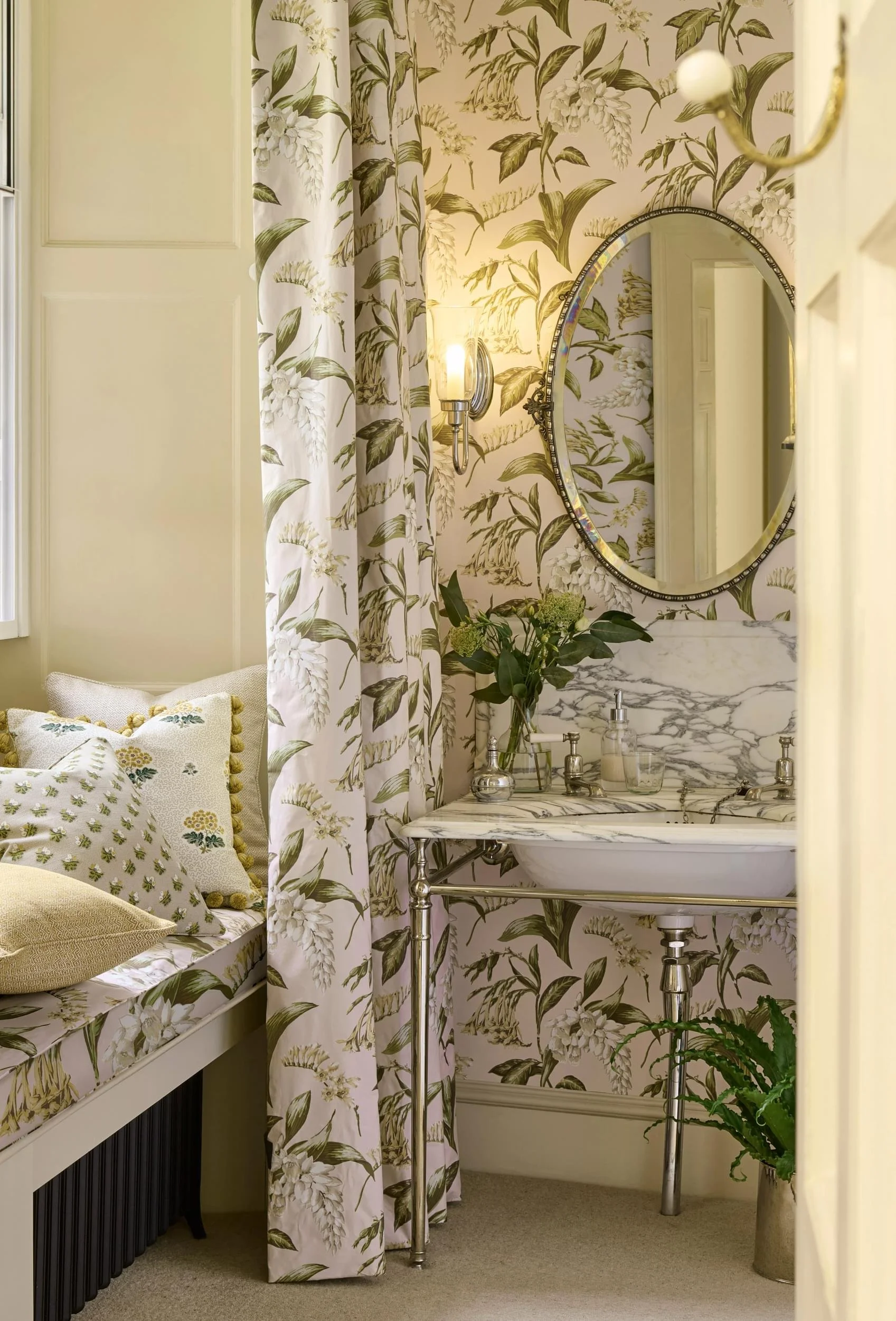 Broughton_Hall_Shot_8_v2.jpg - Large.jpg