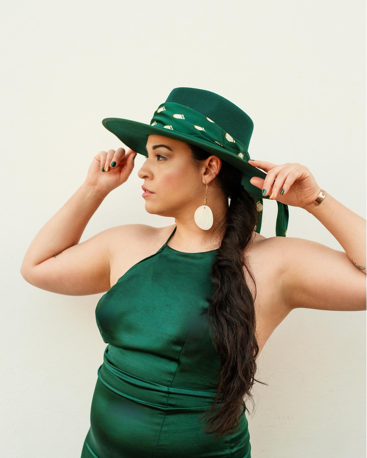 🌲 Allow me to reintroduce myself and my company: As the Founder and CEO of D. Daye Hunter Designs &amp; Consulting LLC, I help Afro-Indigenous, Black, and Indigenous peoples reclaim their stories so they can heal, lead with purpose, and thrive acros