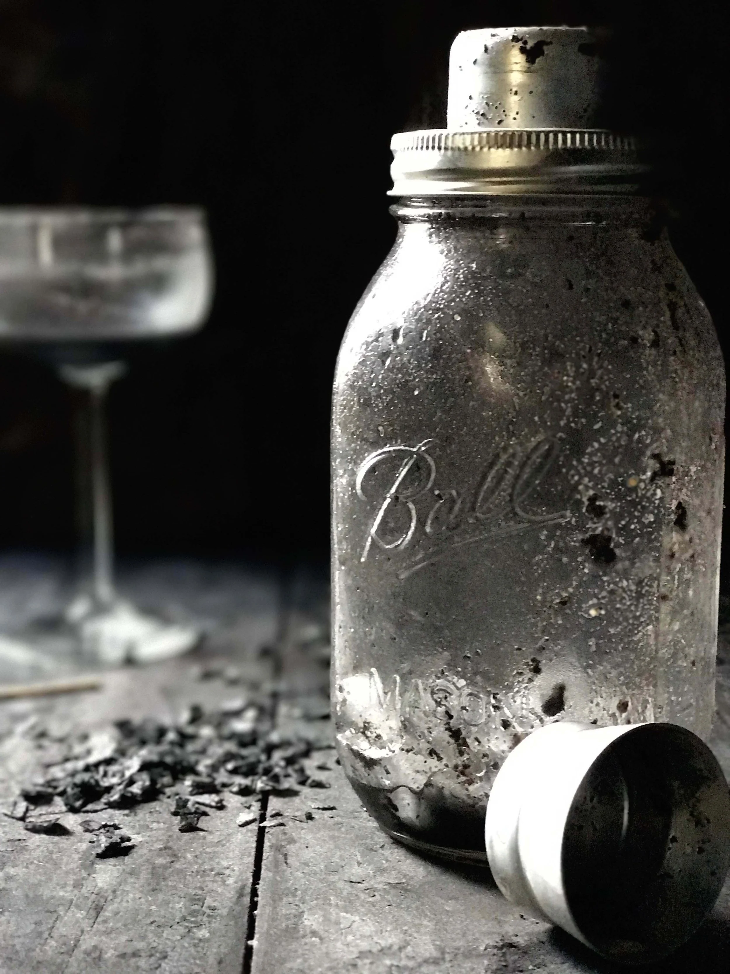the_pilot_blackbutter_black_butter_Cocktail_shaker_glass.jpg