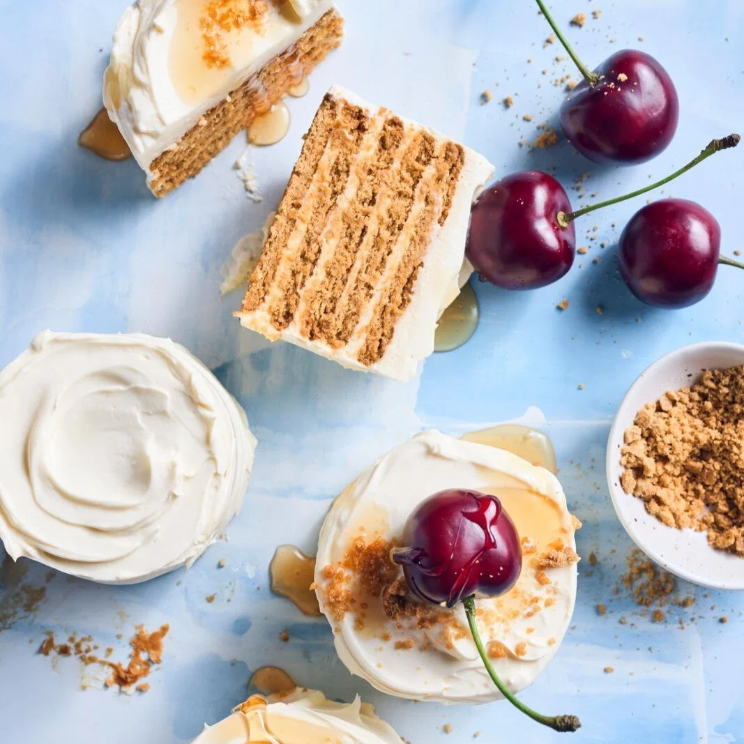 FRE2312-Desserts-LittleGinger+HoneyCakes-Hero-A-0458_preview.jpg
