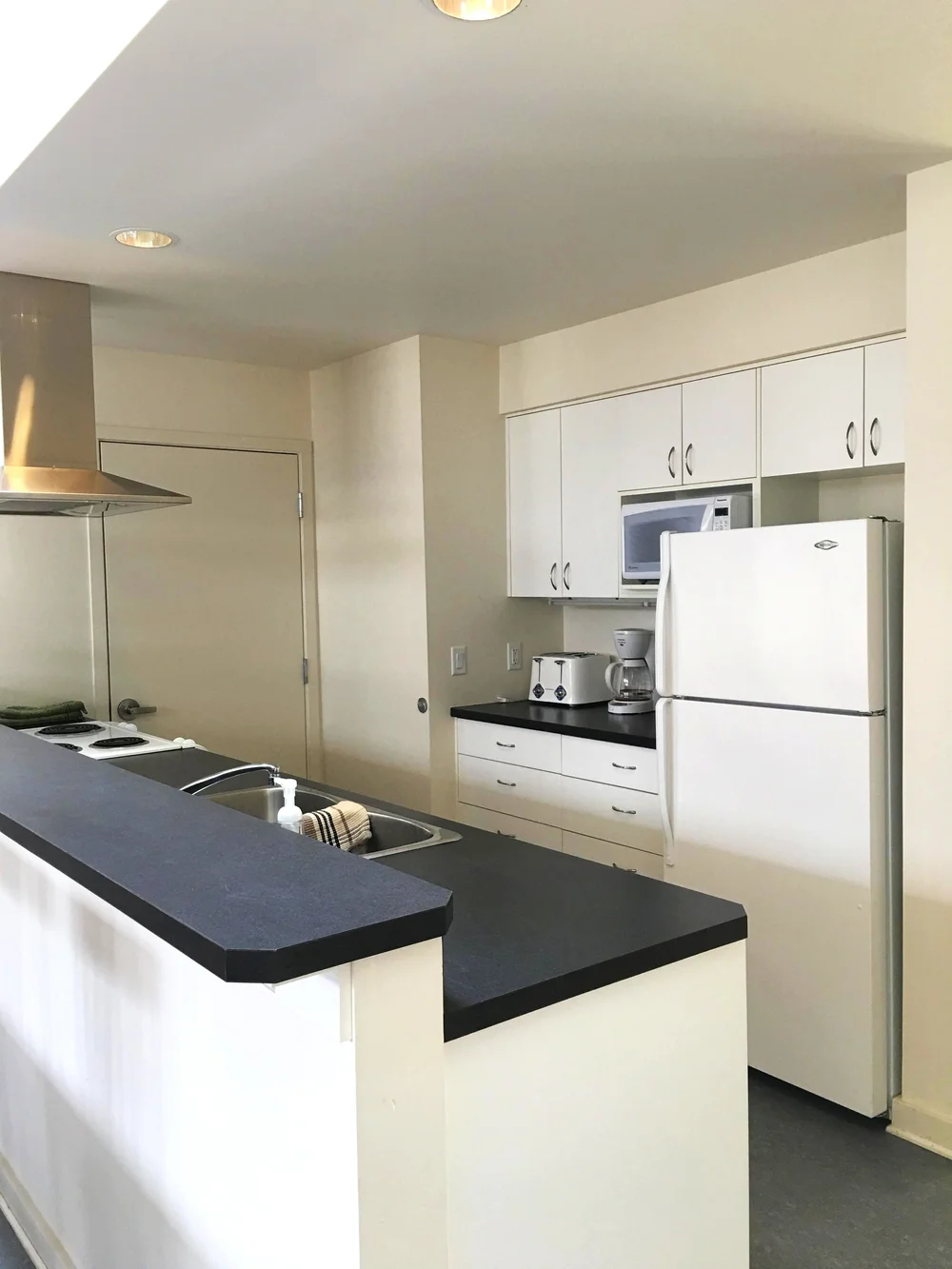 Orchard Court kitchen