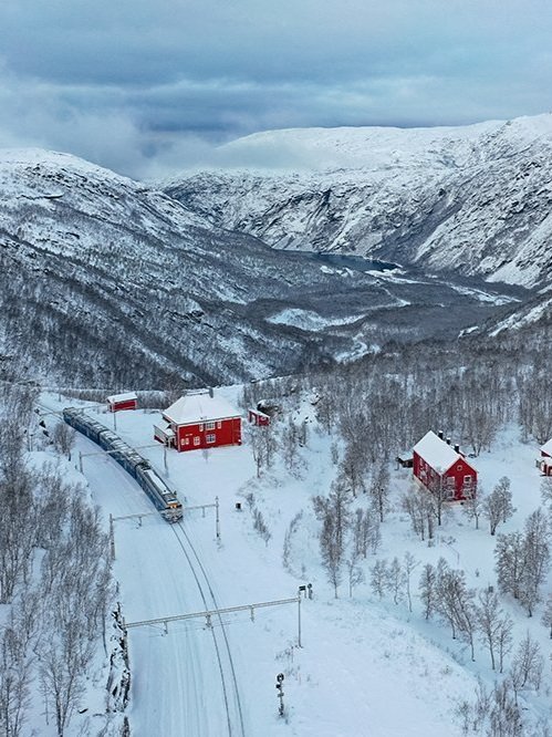 The+Arctic+Train+-+The+Ofoten+Line+-+NTC+Showcase.jpg