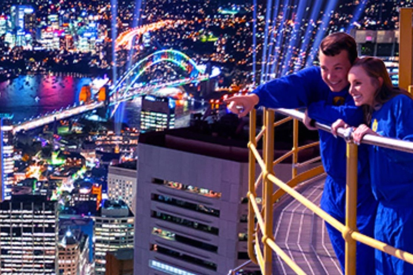 Vivid+Sydney+at+Sydney+Tower+Eye++City+of+Sydney+-+Whats+On.jpg