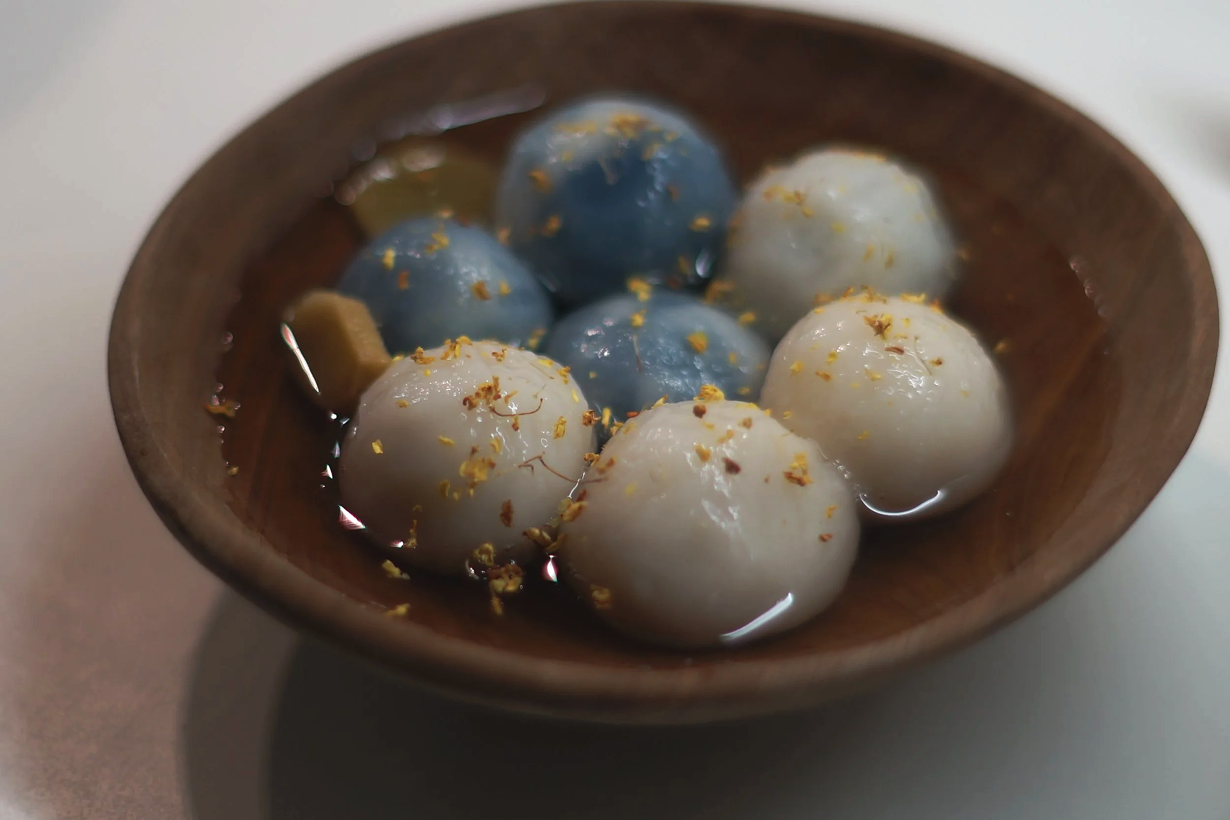 talvinkuun pallo (winter moon ball)-Tangyuan: A Story of Reunion, Warmth, and Rolling Dough