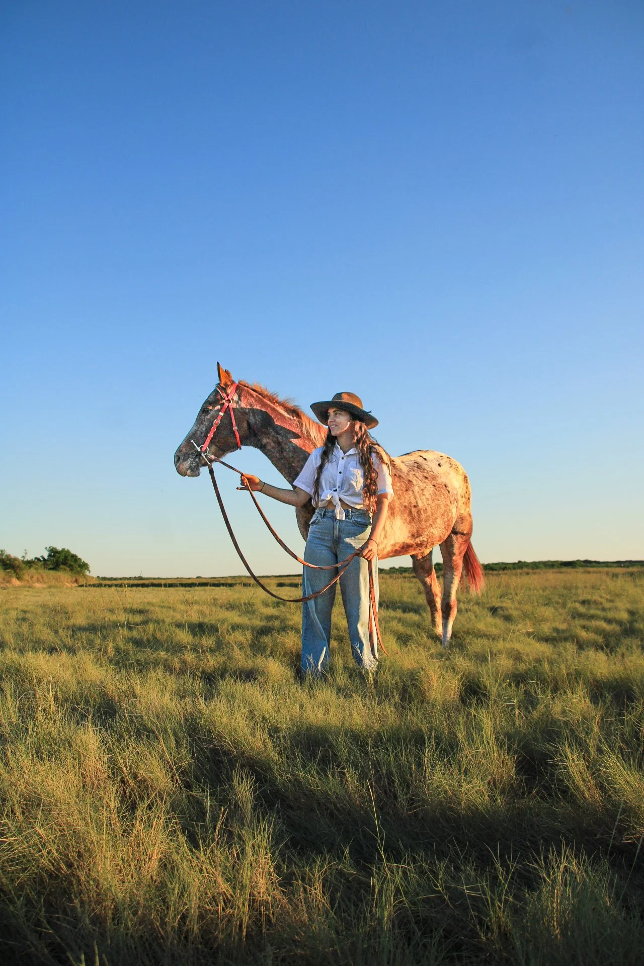 TESS&BUCK.jpeg