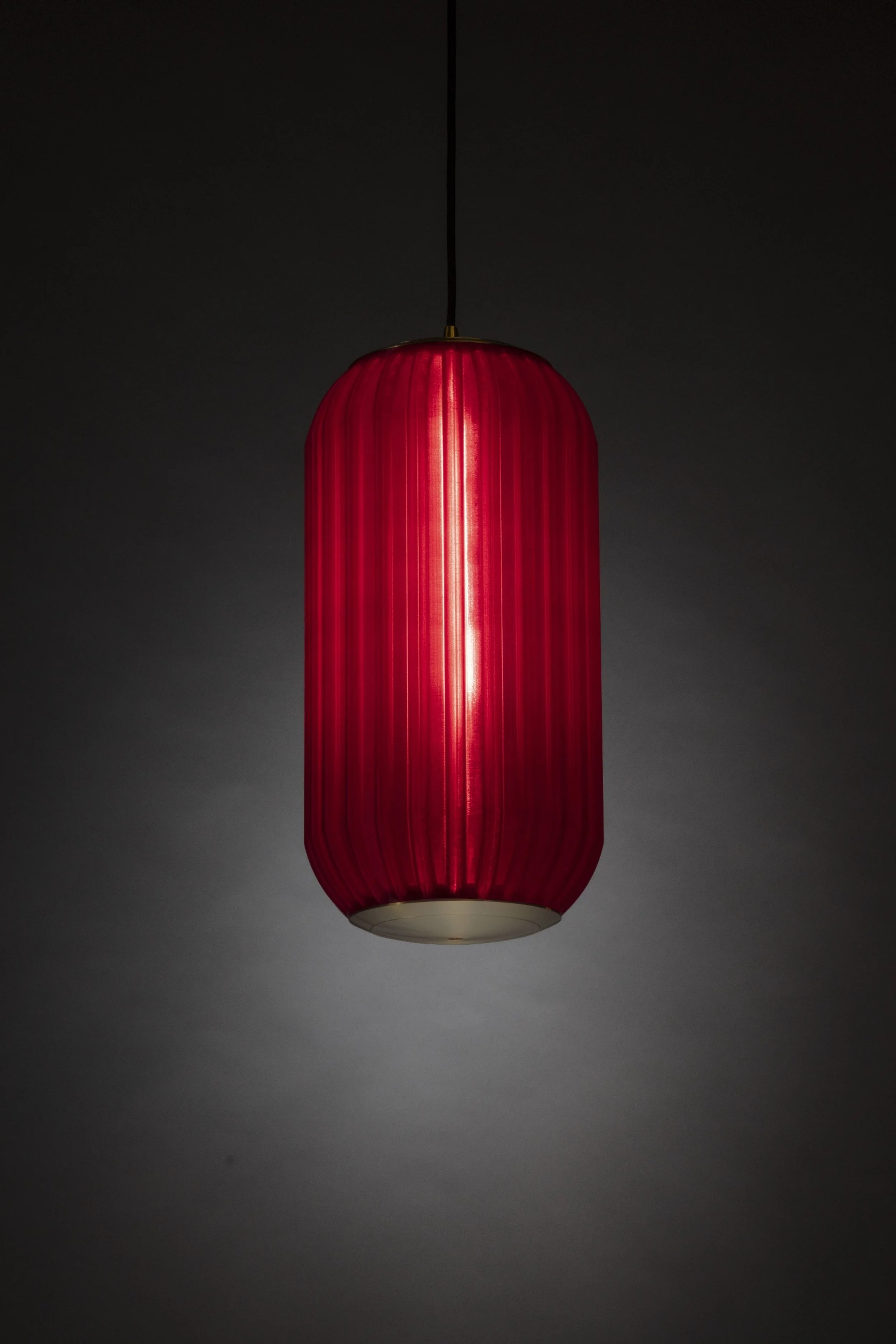 PYLHome-VERA-Large-Red Messing-be.jpg