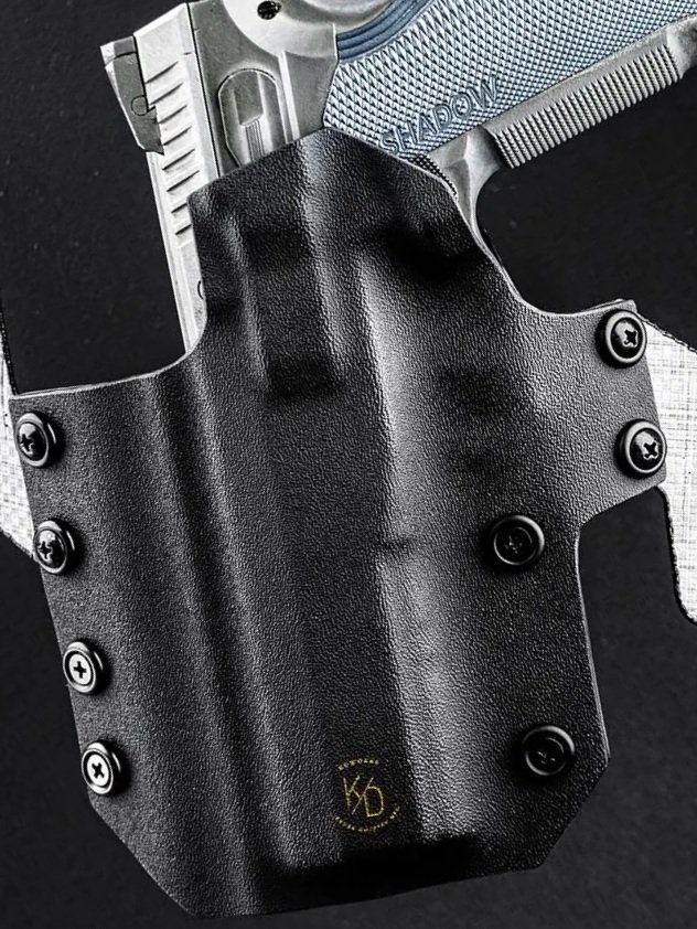 CZ+SHADOW2-1.jpg