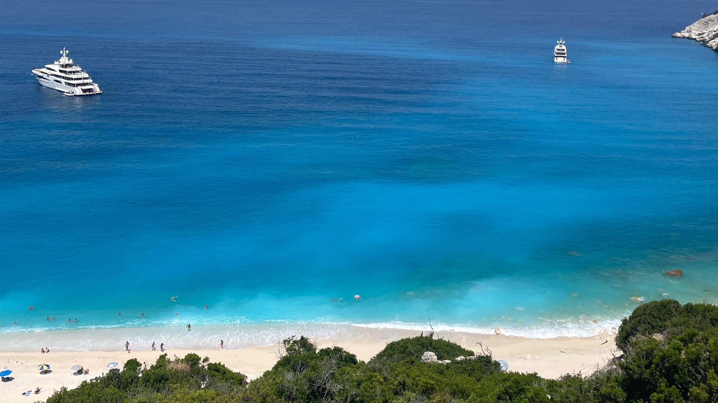 beach in kefalonia