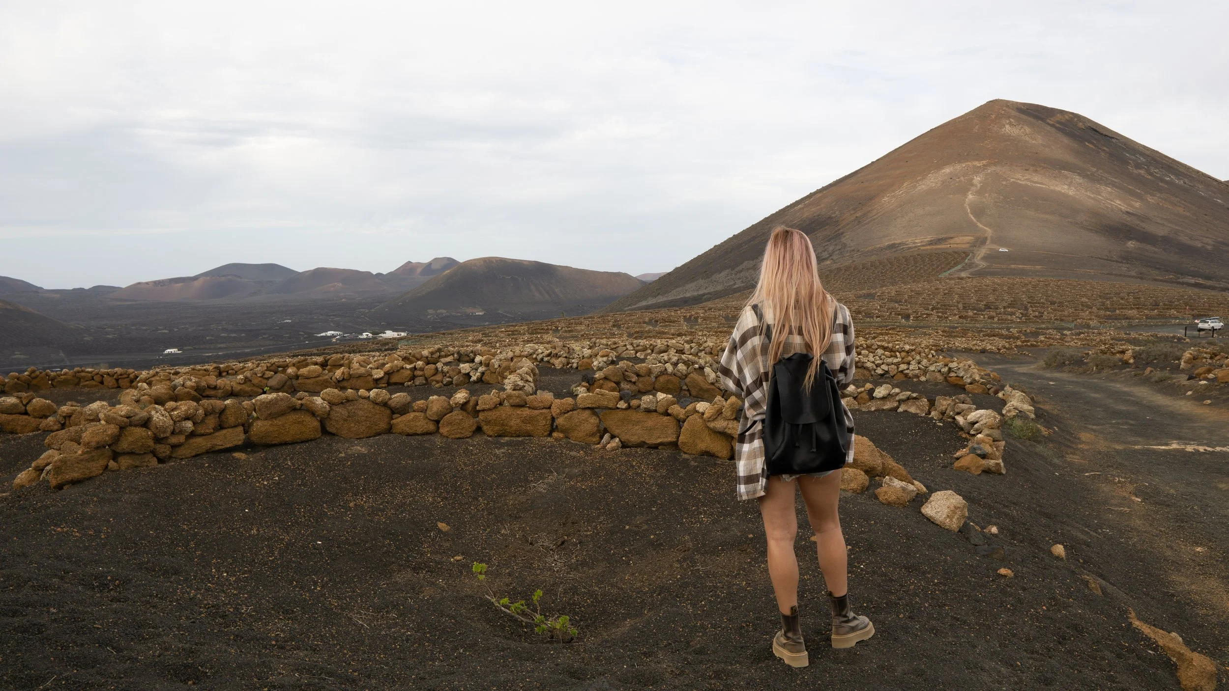 hiking in lanzarote