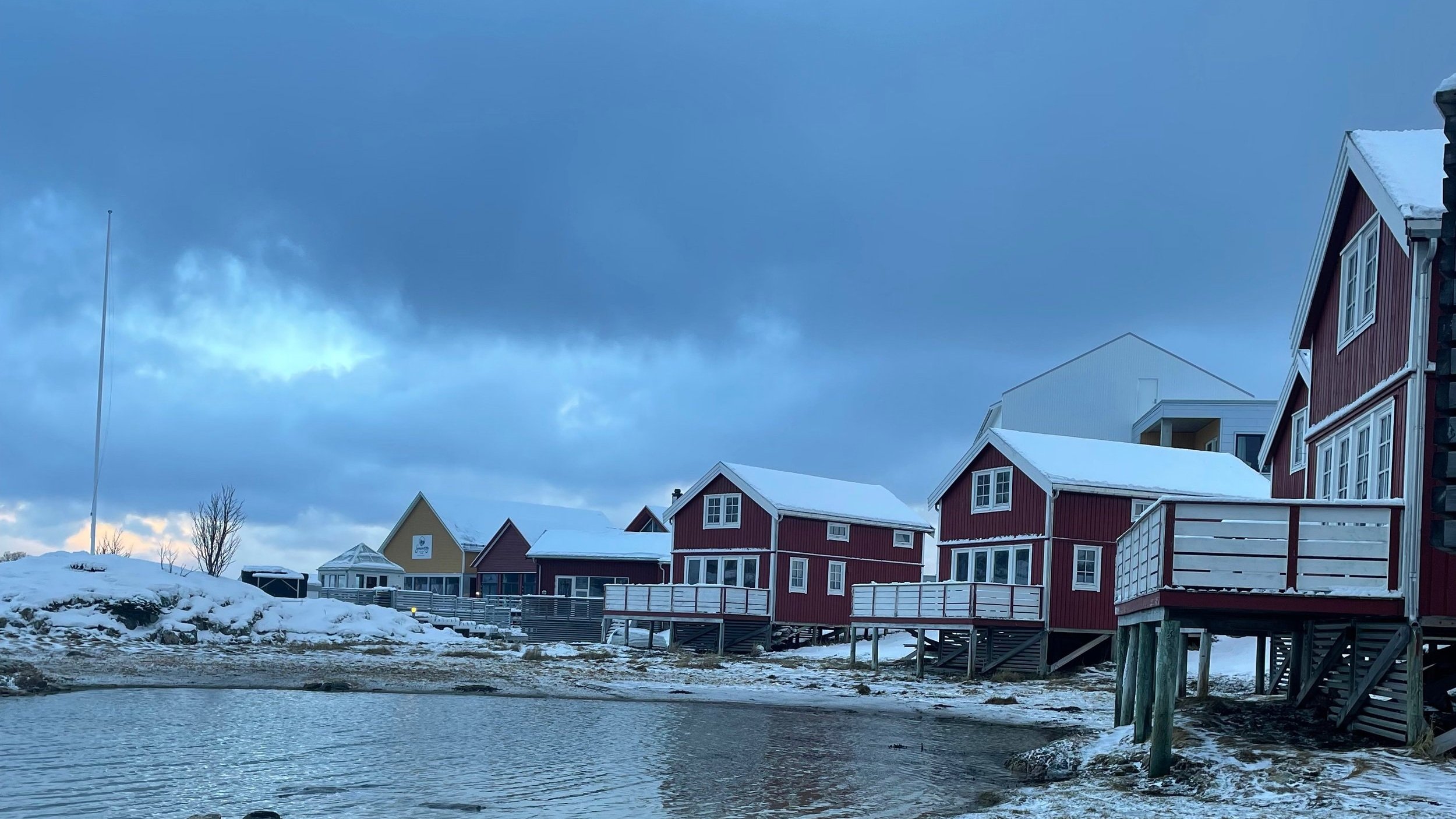 A night at Sommarøy Arctic Hotel