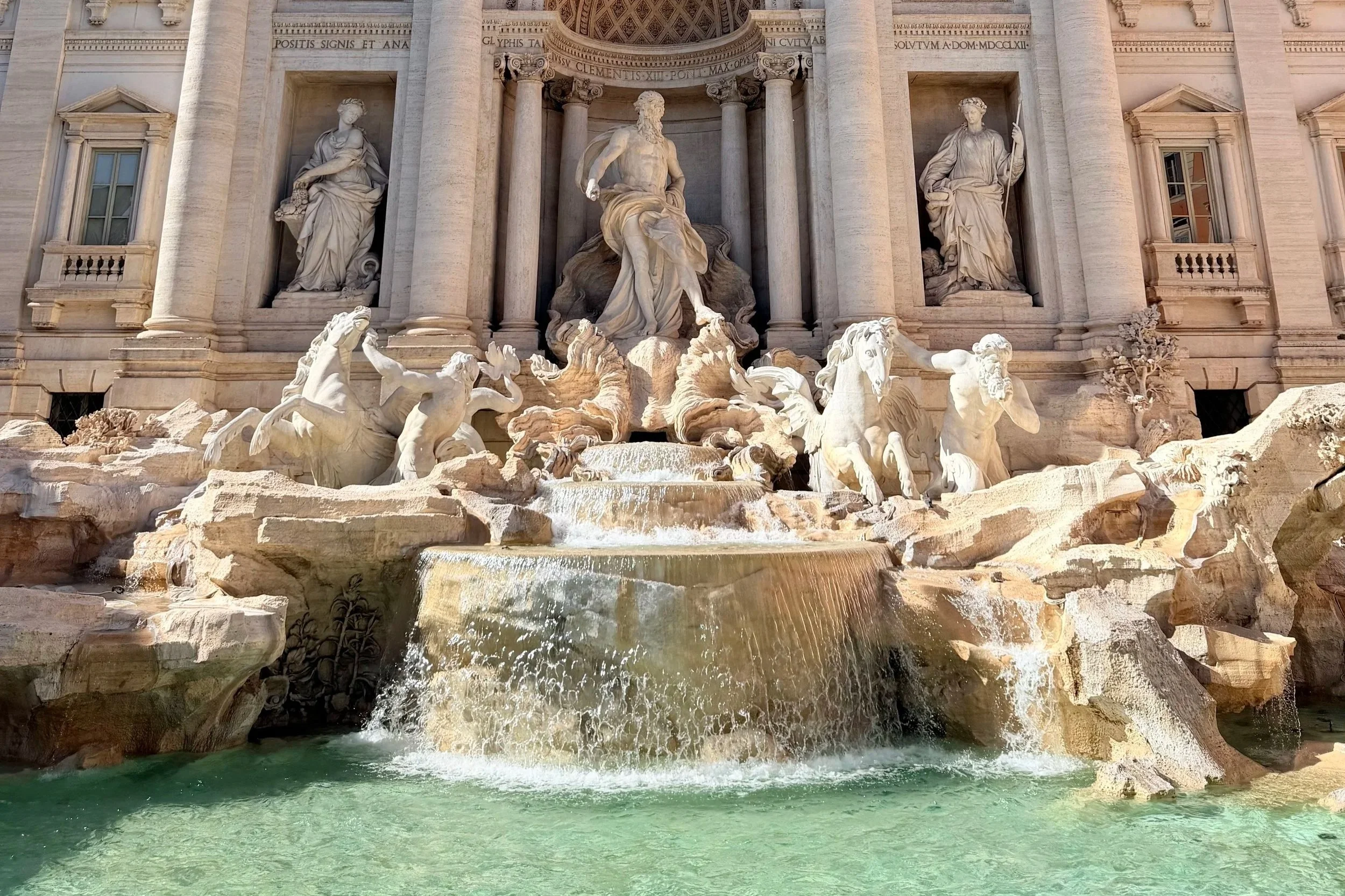 trevi fountain rome