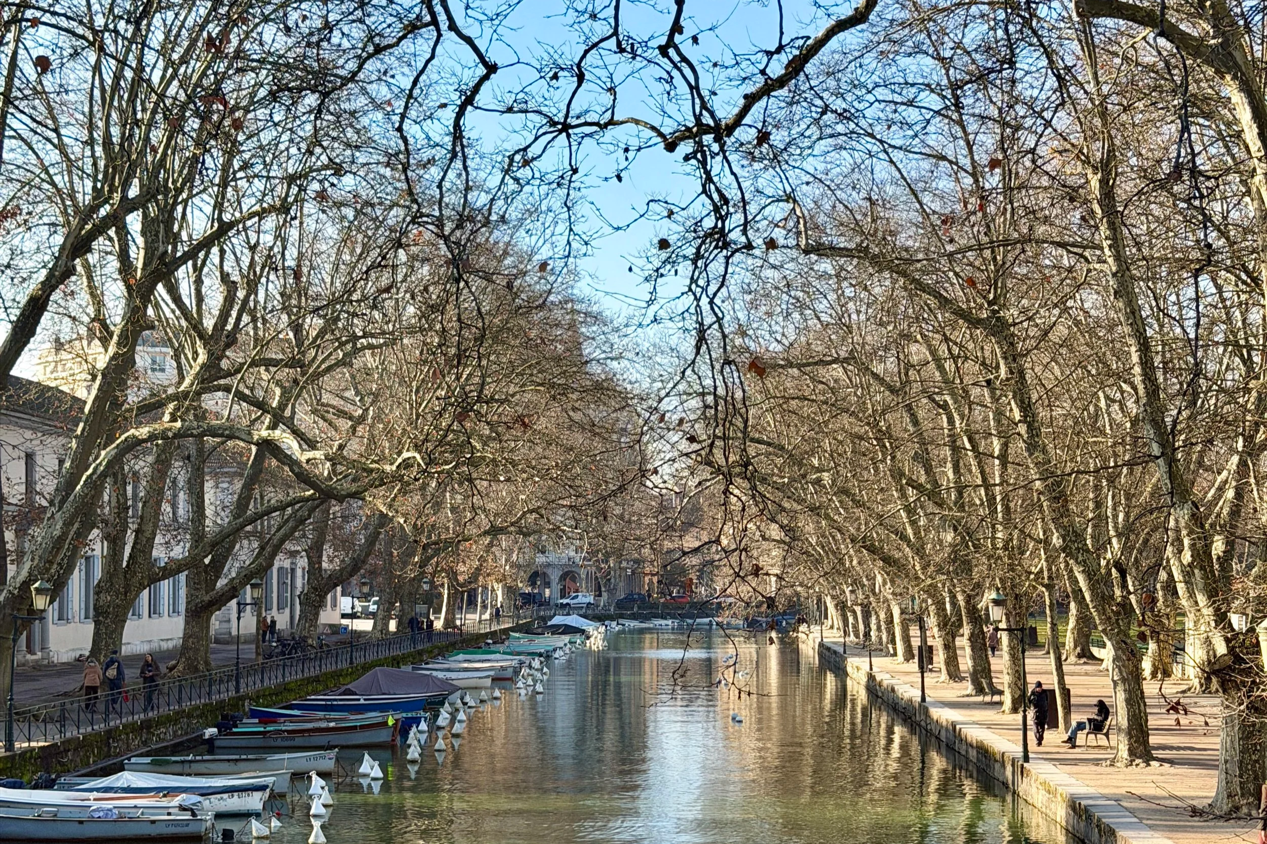 canal in annecy