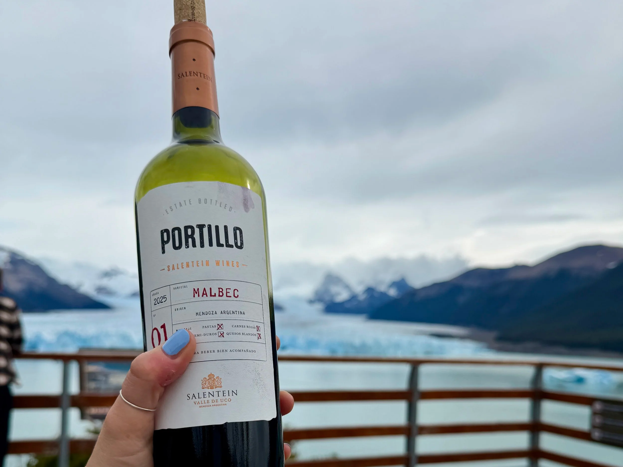 boardwalks in perito moreno glacier