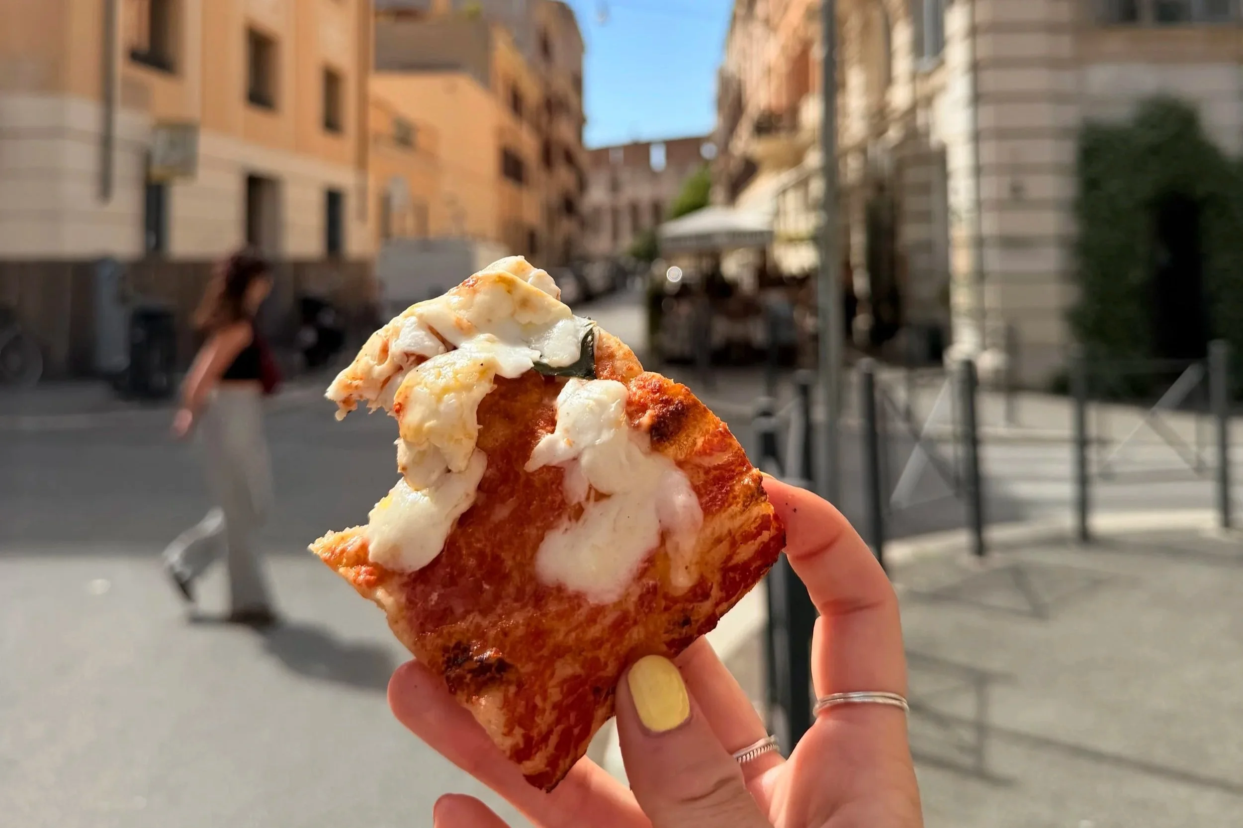 pizza from bottega67 rome