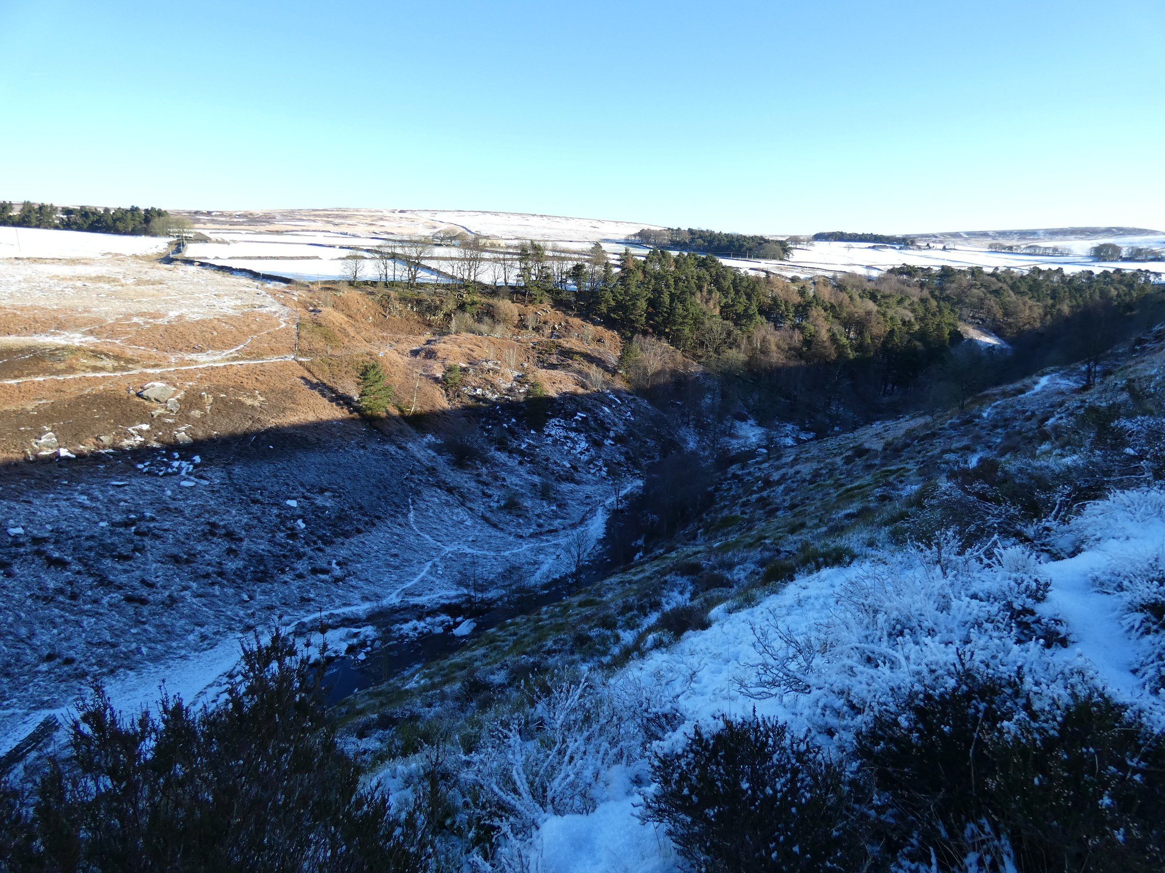 View from Widdop Gate across Hardcastle Cragstowards Walshaw Moor