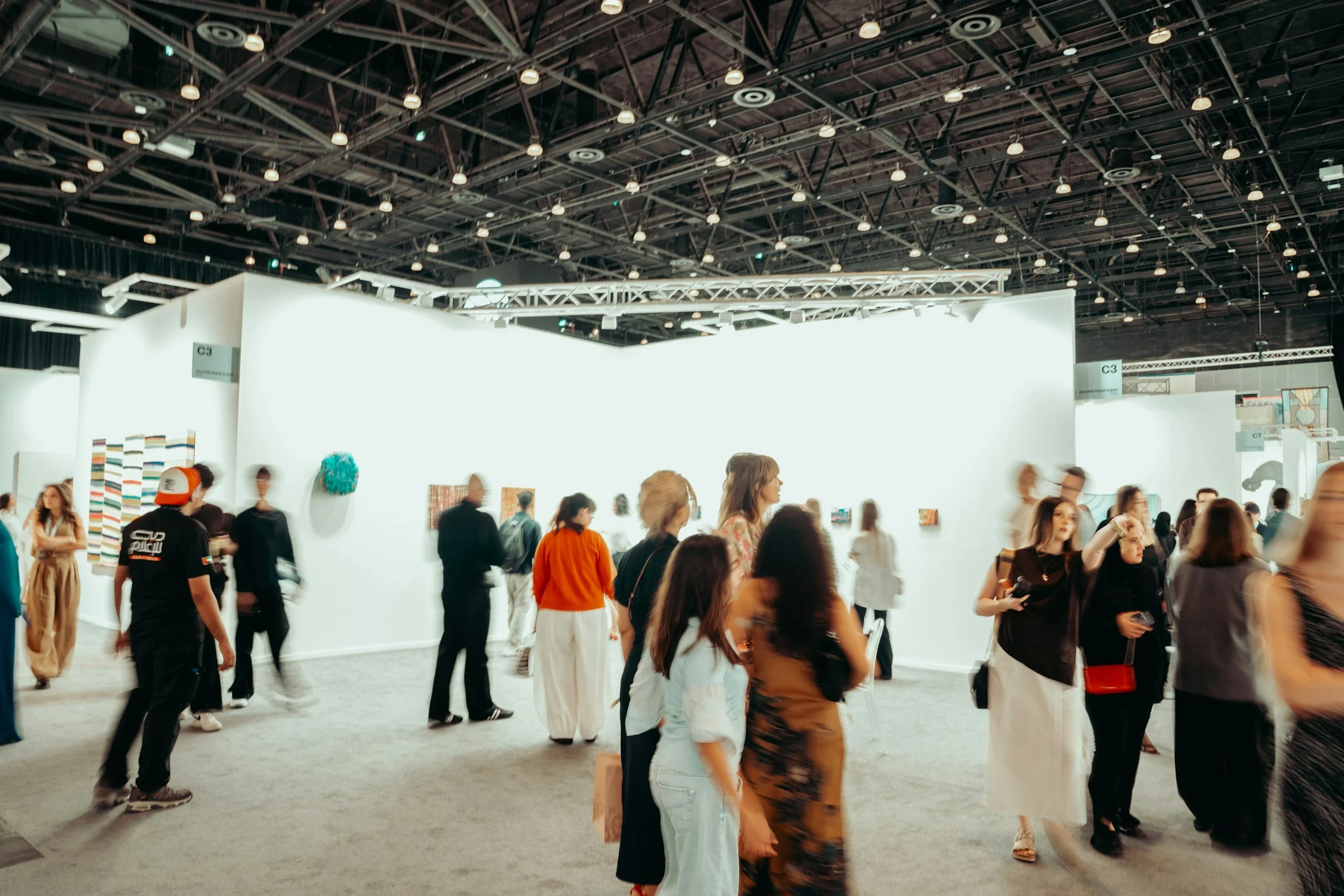 The Art Acquisition Playbook: A Practical Guide to Buying Art Through Galleries &amp; International Art Fairs