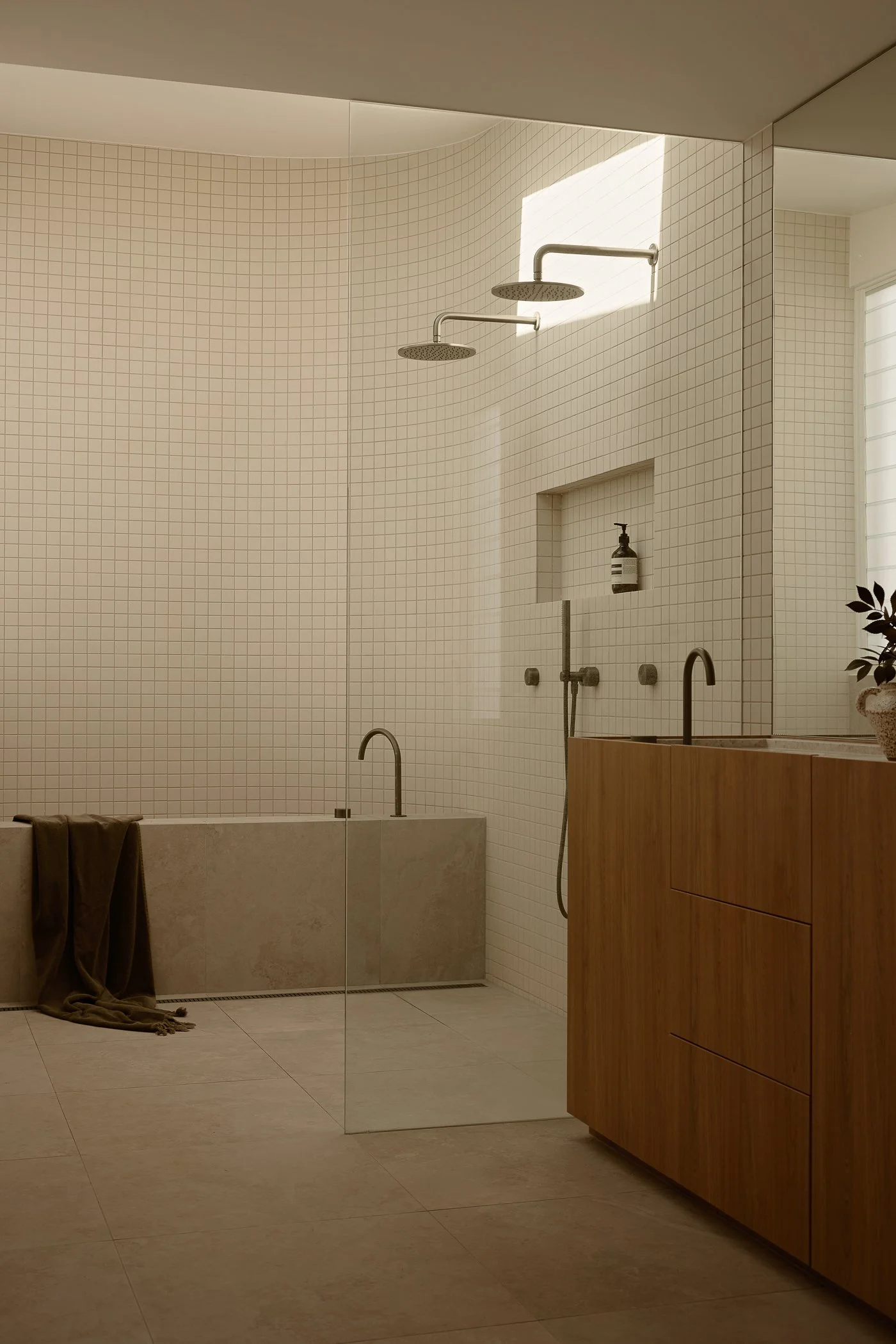 Web and Instagram Res-7.jpg