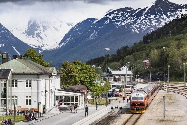 sfhs-gammel togstasjon.jpg