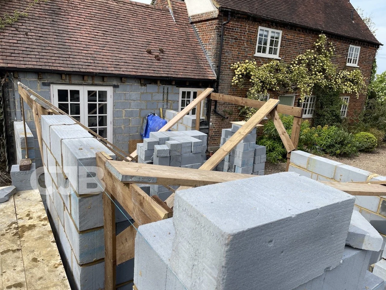 Rustling End, Hitchin extension, 215mm block work