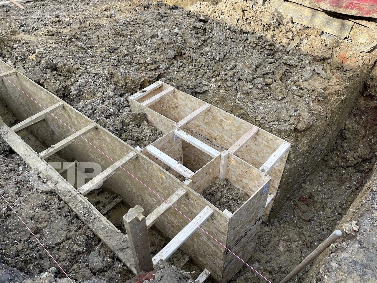 Rustling End, Hitchin extension, shuttering