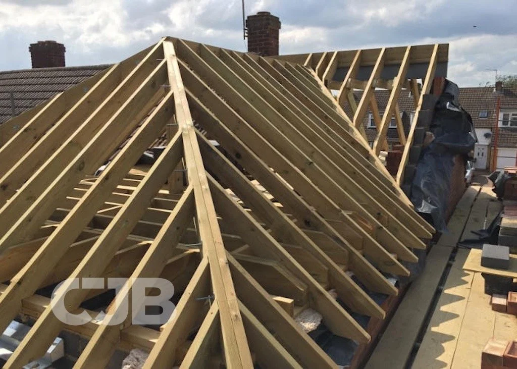 CJB Extension in Digswell, Hertfordshire - roof carpentry-2.JPG