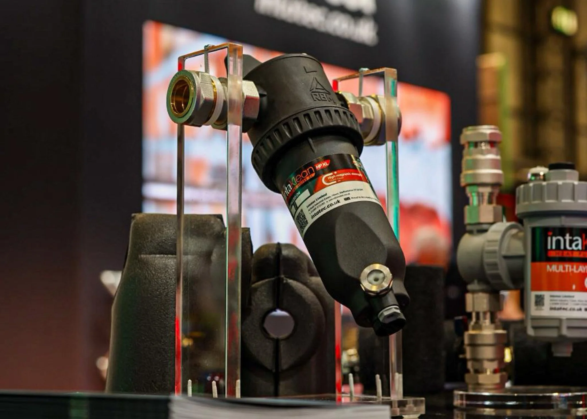 Installers’ frustrations answered as Inta launches high-performance heat pump filter