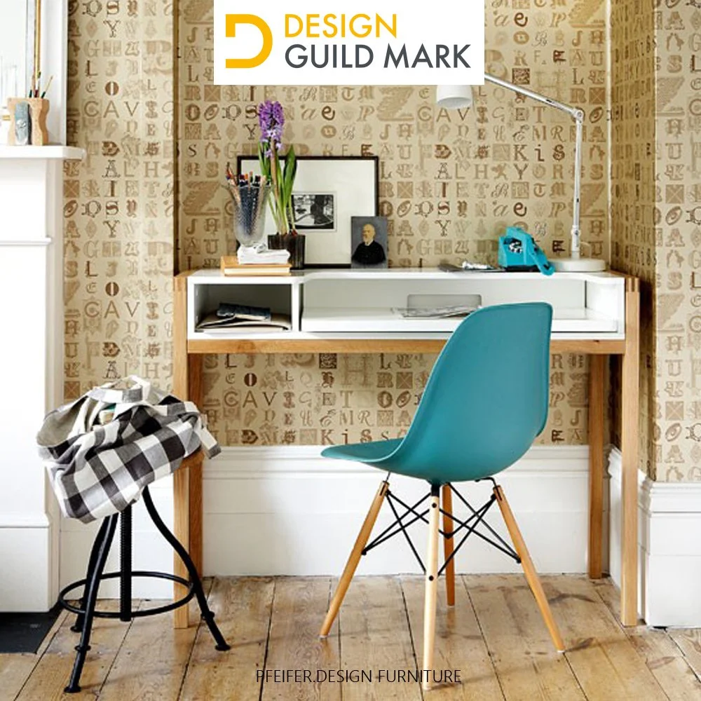Farringdon Laptop desk - Awarded a Design Guild Mark (UK 2011)