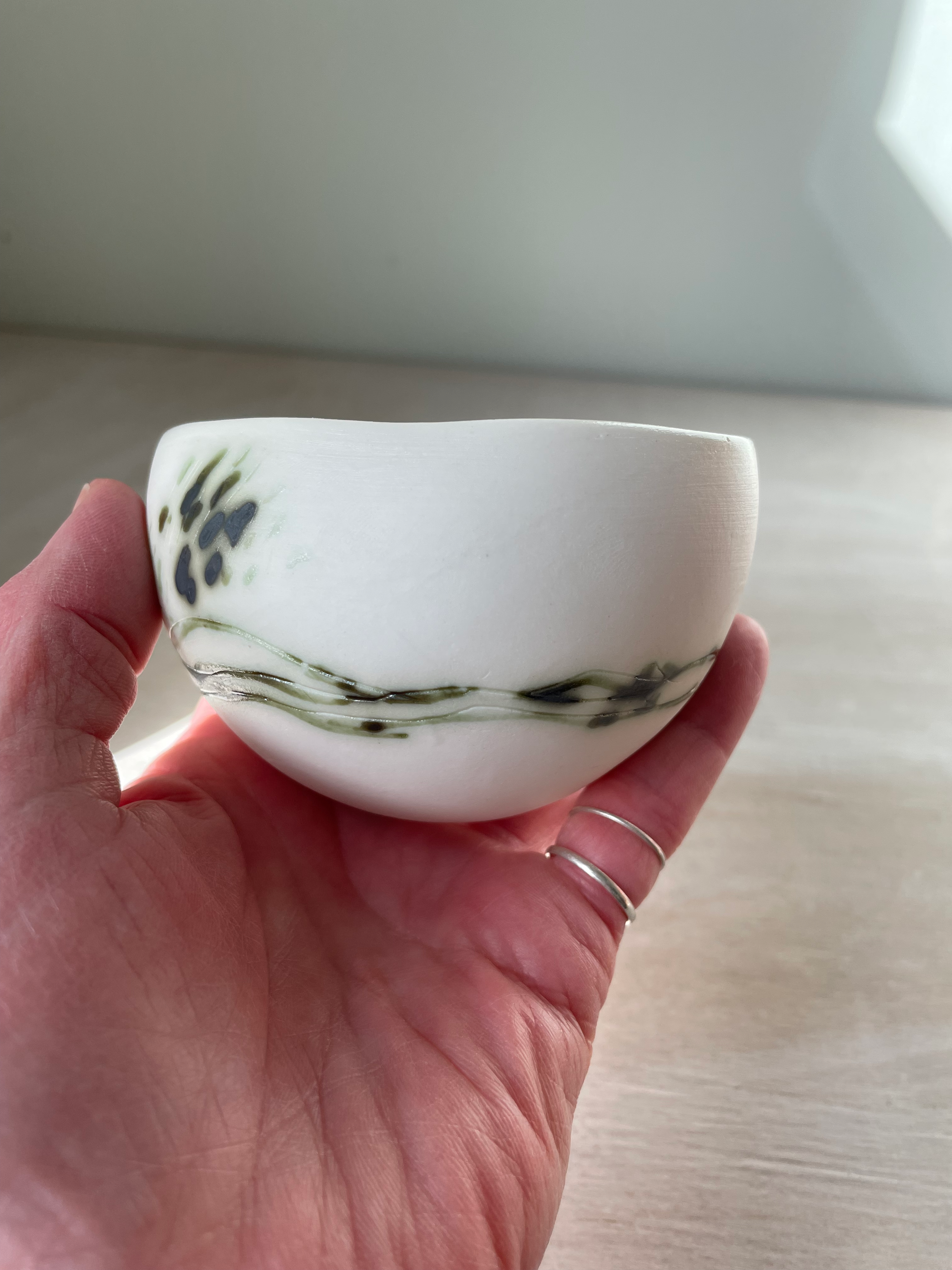 Landscape porcealin bowl small.png