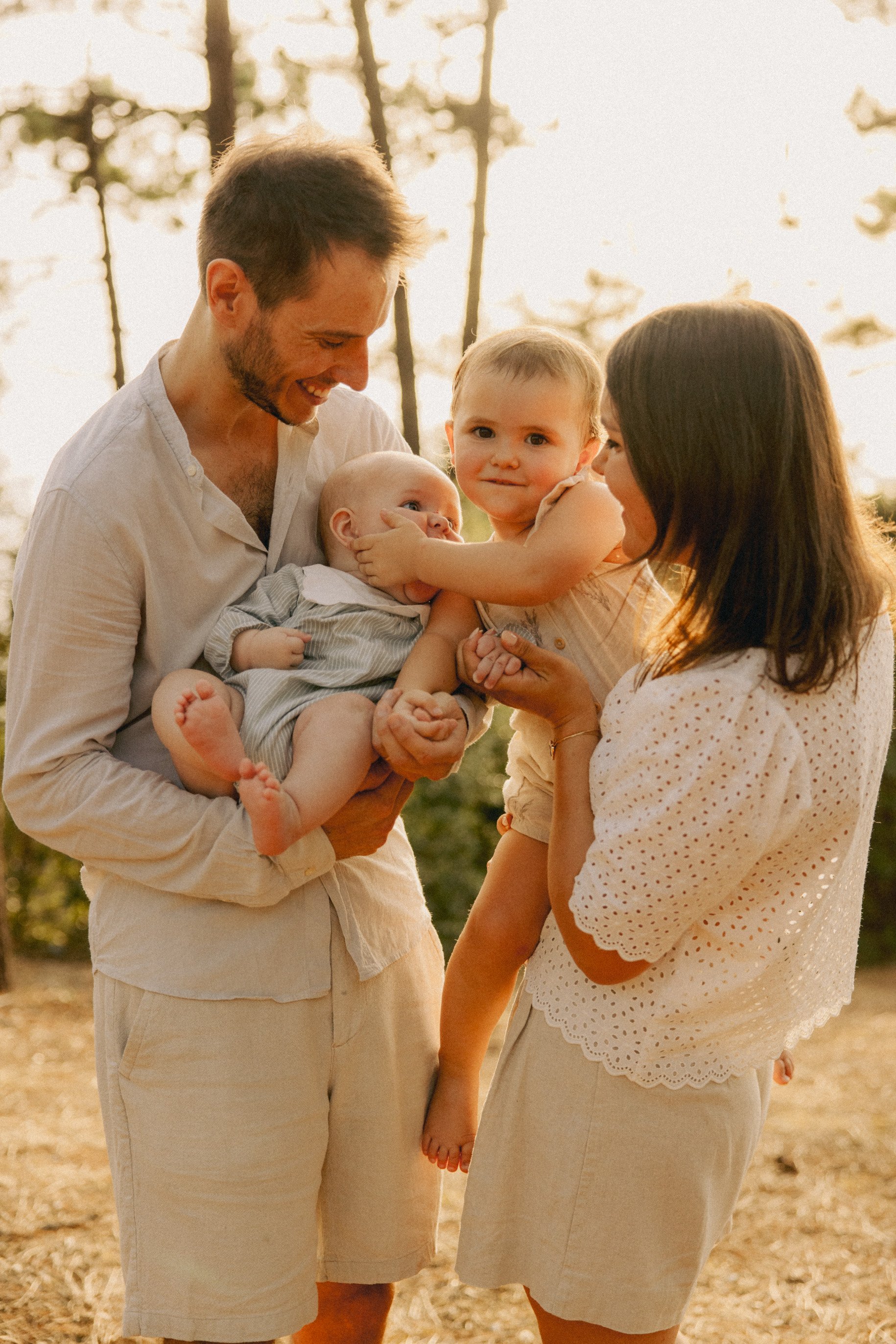 Manon, Nicolas, Alba & Loup