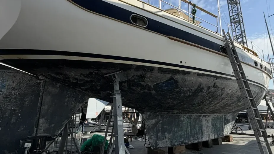 Aérogommage antifouling avant