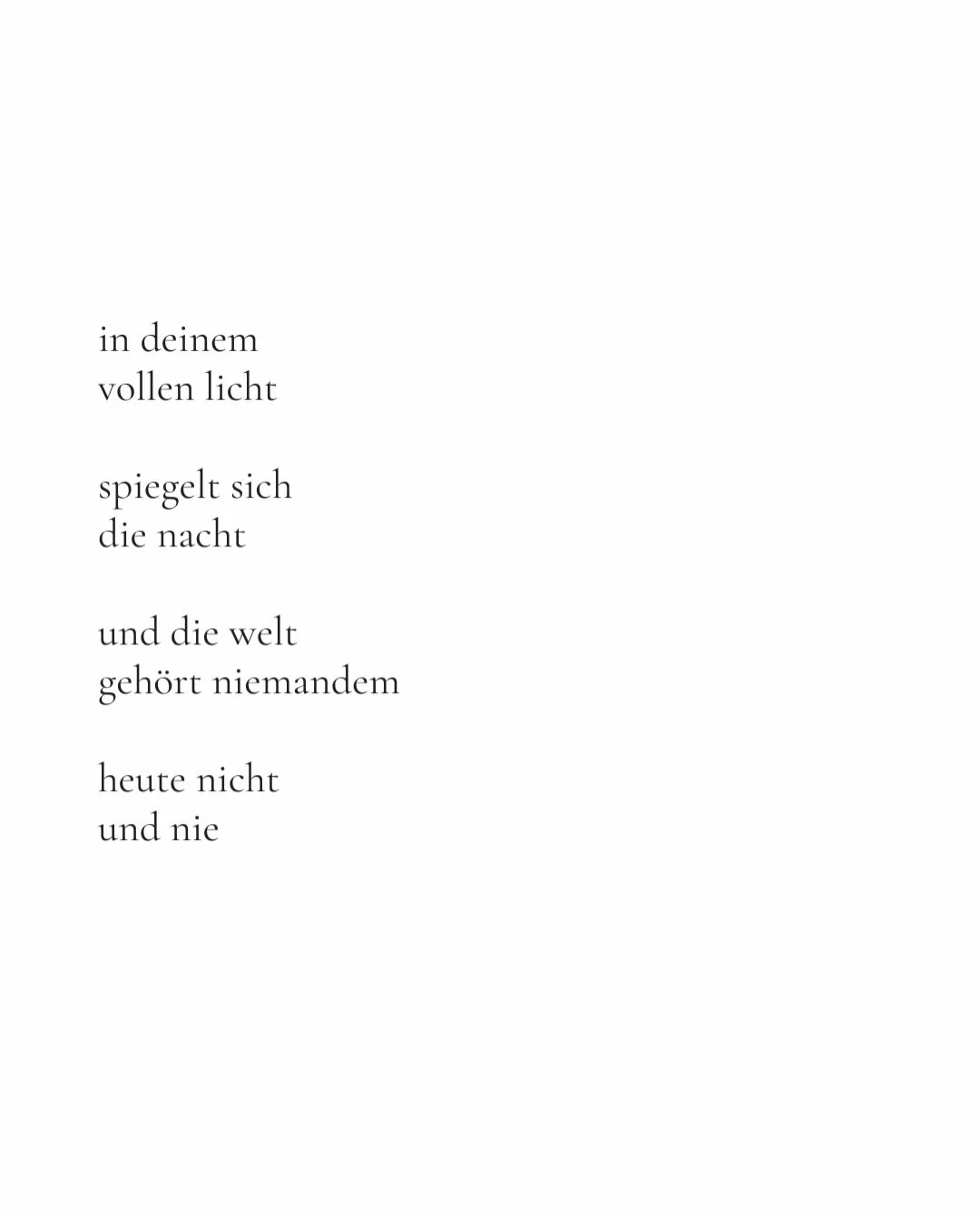Weil ich den Vollmond liebe. Und den Regen &hellip; Heute Nacht trifft beides zusammen &hellip; 🫴🏼✨🌕

#lyrik
#poesie
#gedichte
#vollmond
#regen