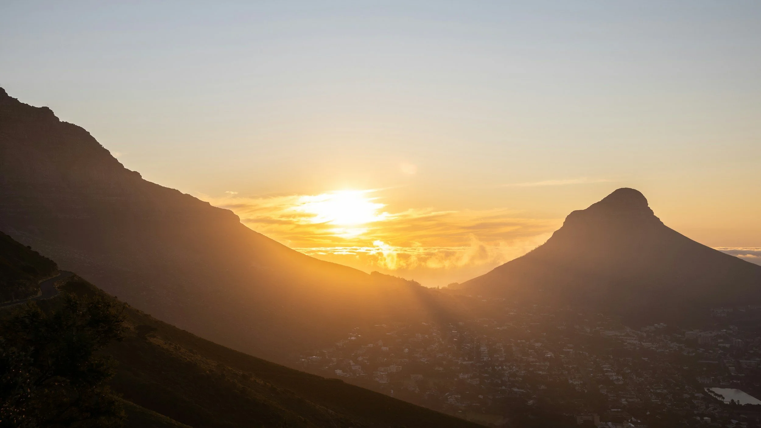 Making First Meetings Memorable Through Trust-Based Selling