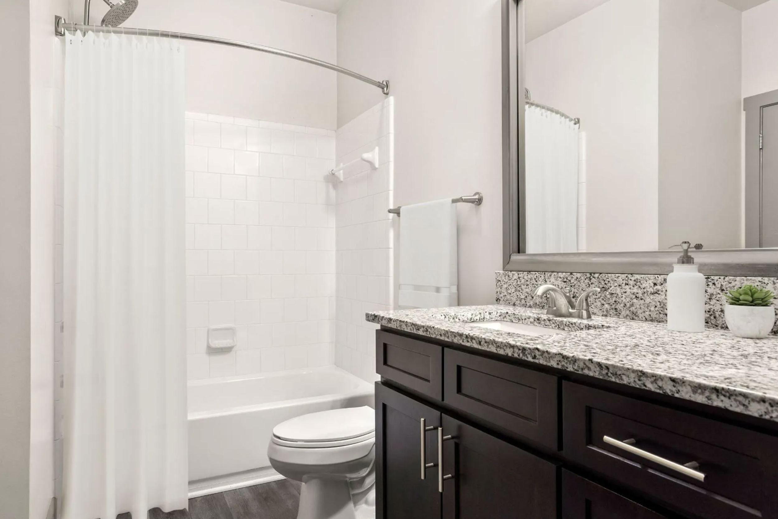 citypark-view-bathroom.png