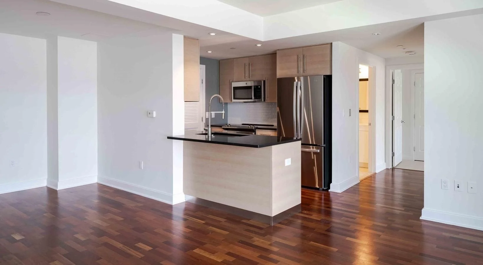 harborview kitchen 2.jpg