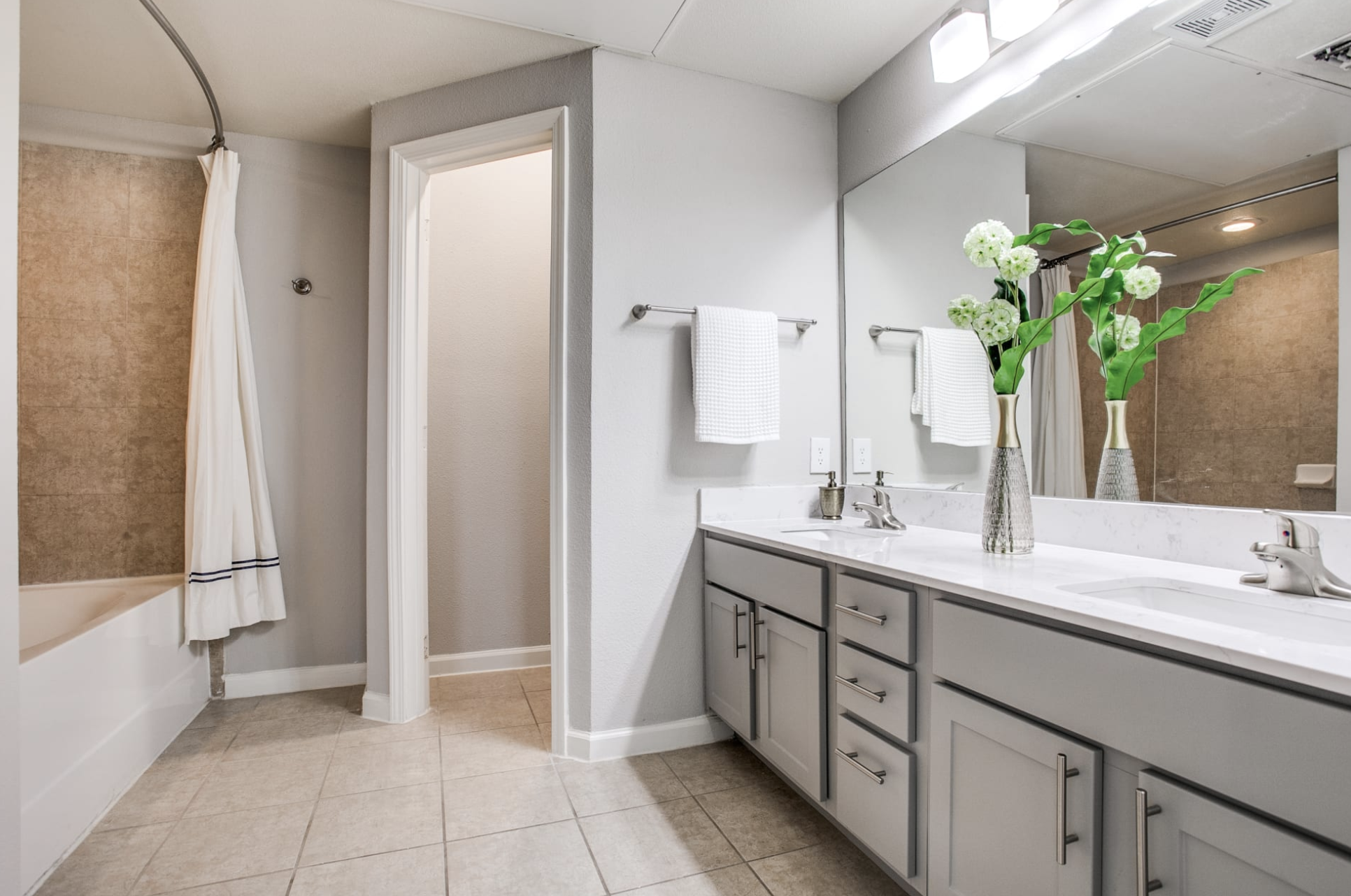 atlantic-stone-oak-bathroom.png